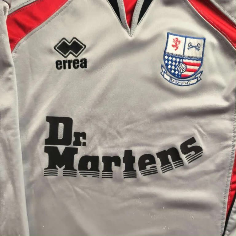 Errea Rushden & Diamonds 2004-05 goalkeeper football jersey size M Size US M / EU 48-50 / 2 - 4 Thumbnail