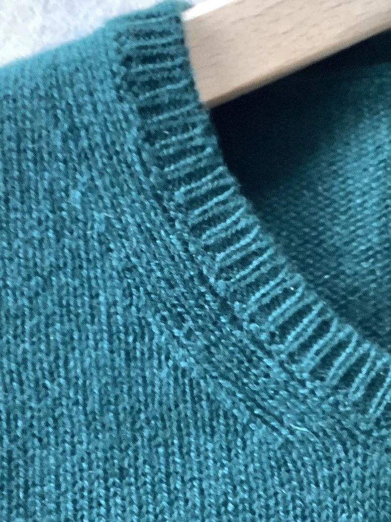 Loro Piana LORO PIANA 100% cashmere round neck sweater deep lake gree Size XS / US 0-2 / IT 36-38 - 3 Thumbnail