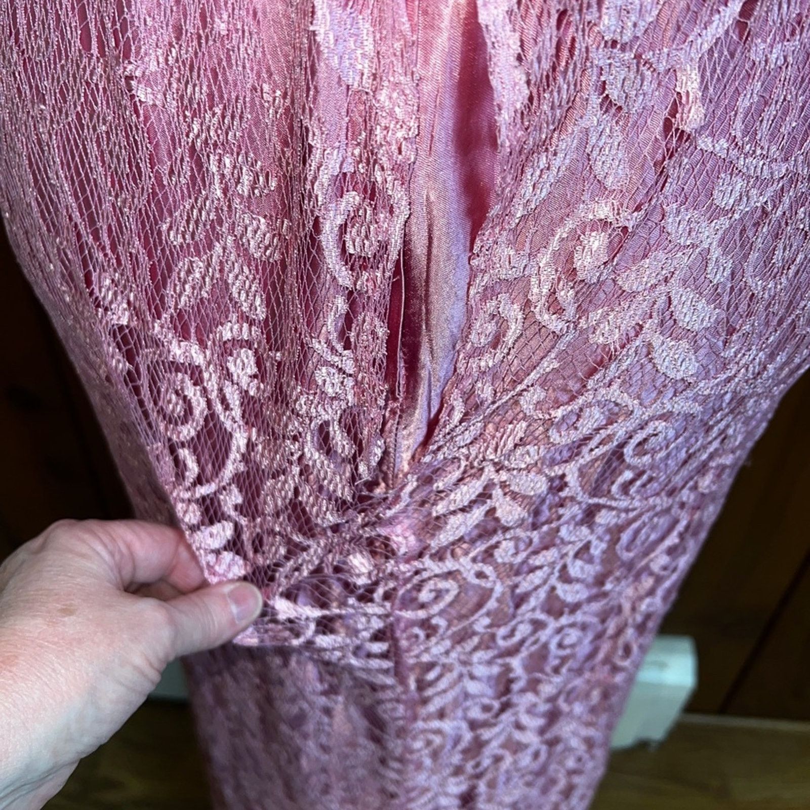 Vintage Beautiful Vintage 1970s/80s Alicia Allover Lace Gown! Size M / US 6-8 / IT 42-44 - 7 Thumbnail