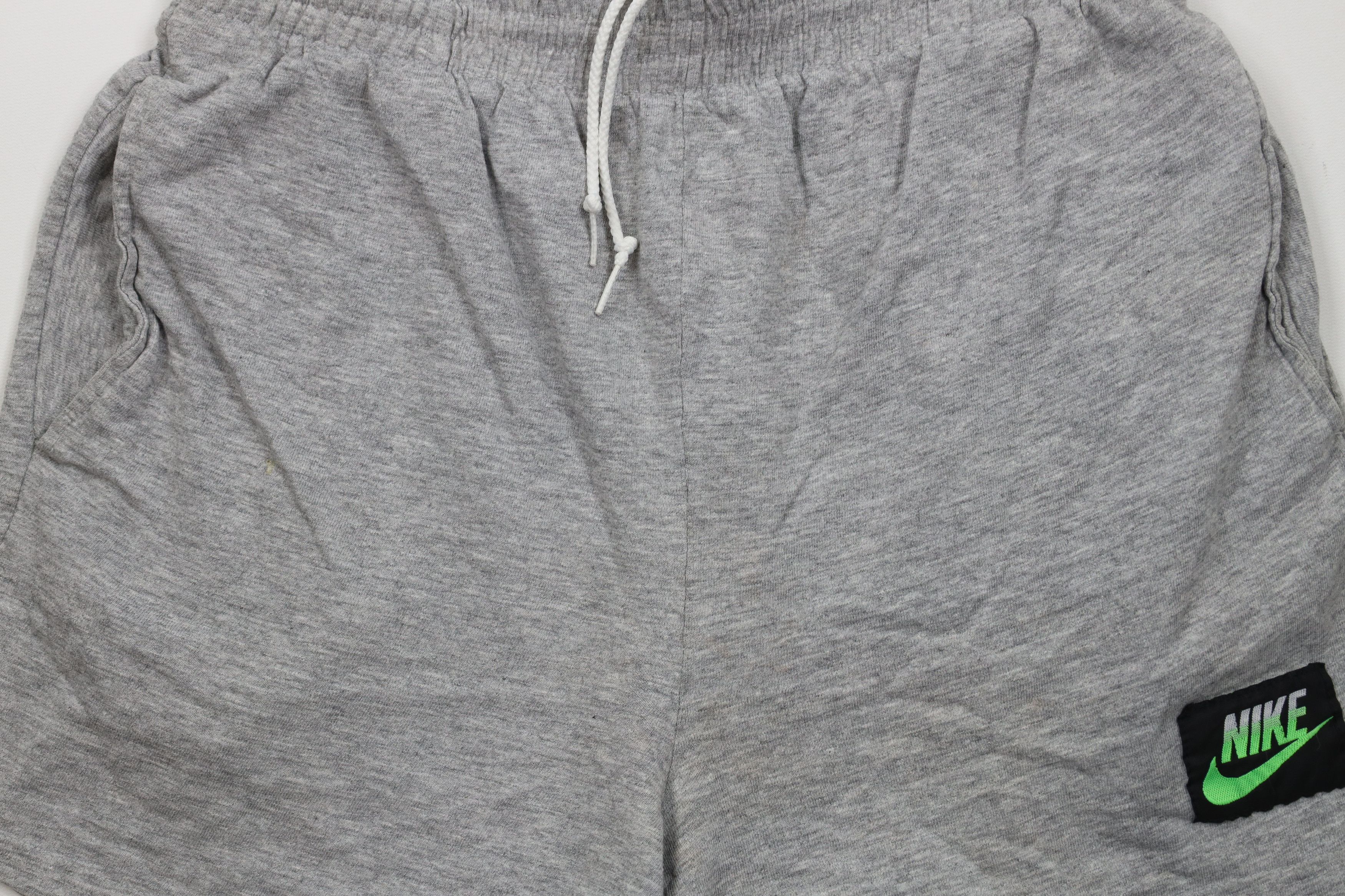 Nike × Vintage Vintage 90s Nike Box Logo Above Knee Shorts Heather Gray USA Size US 36 / EU 52 - 3 Thumbnail