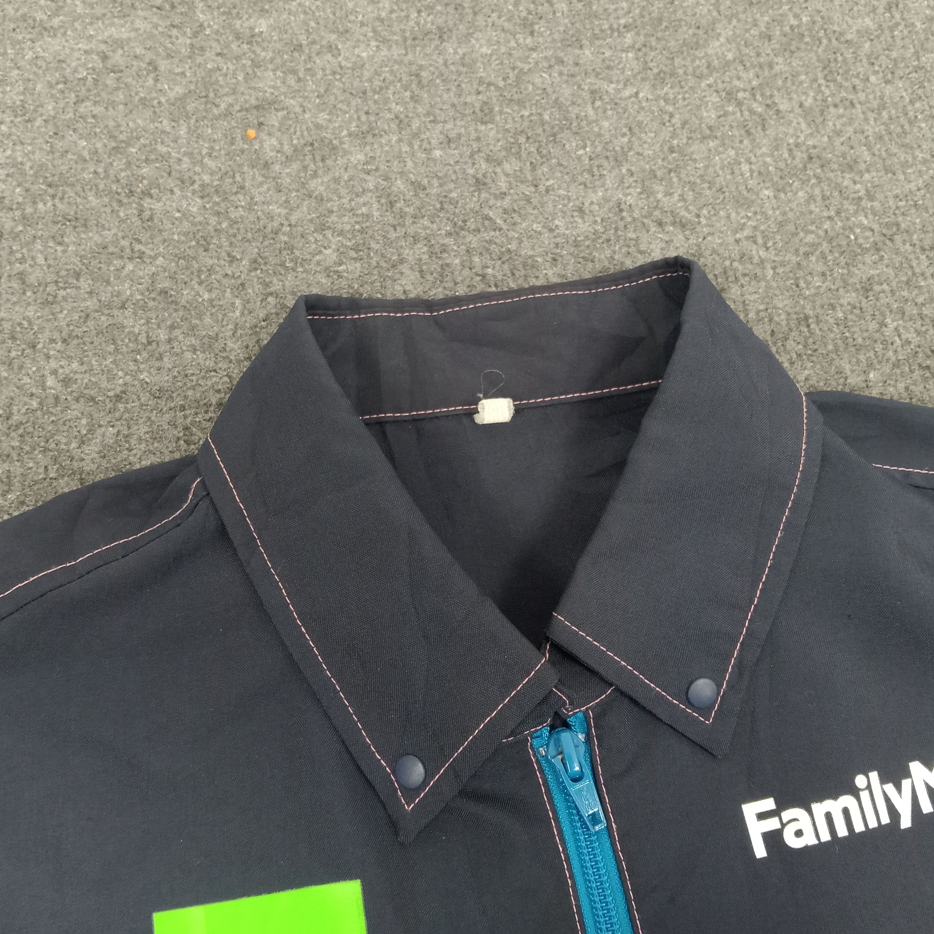 Japanese Brand × Vintage Family Mart Japanese Brand Uniform Jacket Size US L / EU 52-54 / 3 - 5 Thumbnail