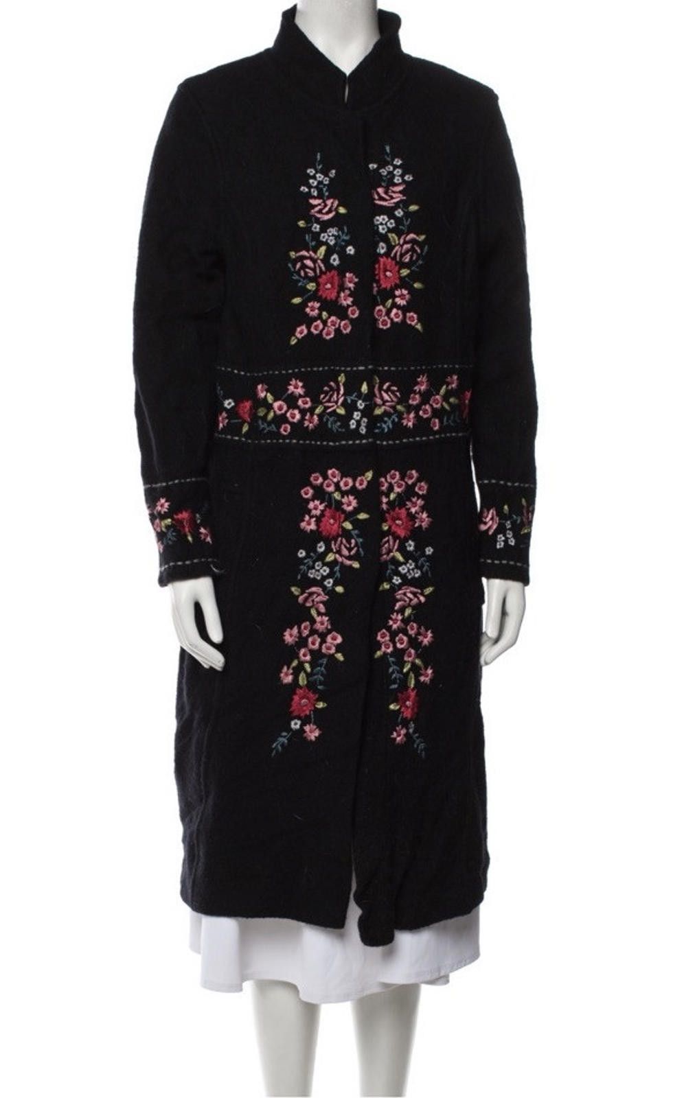 Neiman Marcus Neiman Marcus Cashmere Black Embroidered Jacket SzS Size S / US 4 / IT 40 - 1 Thumbnail
