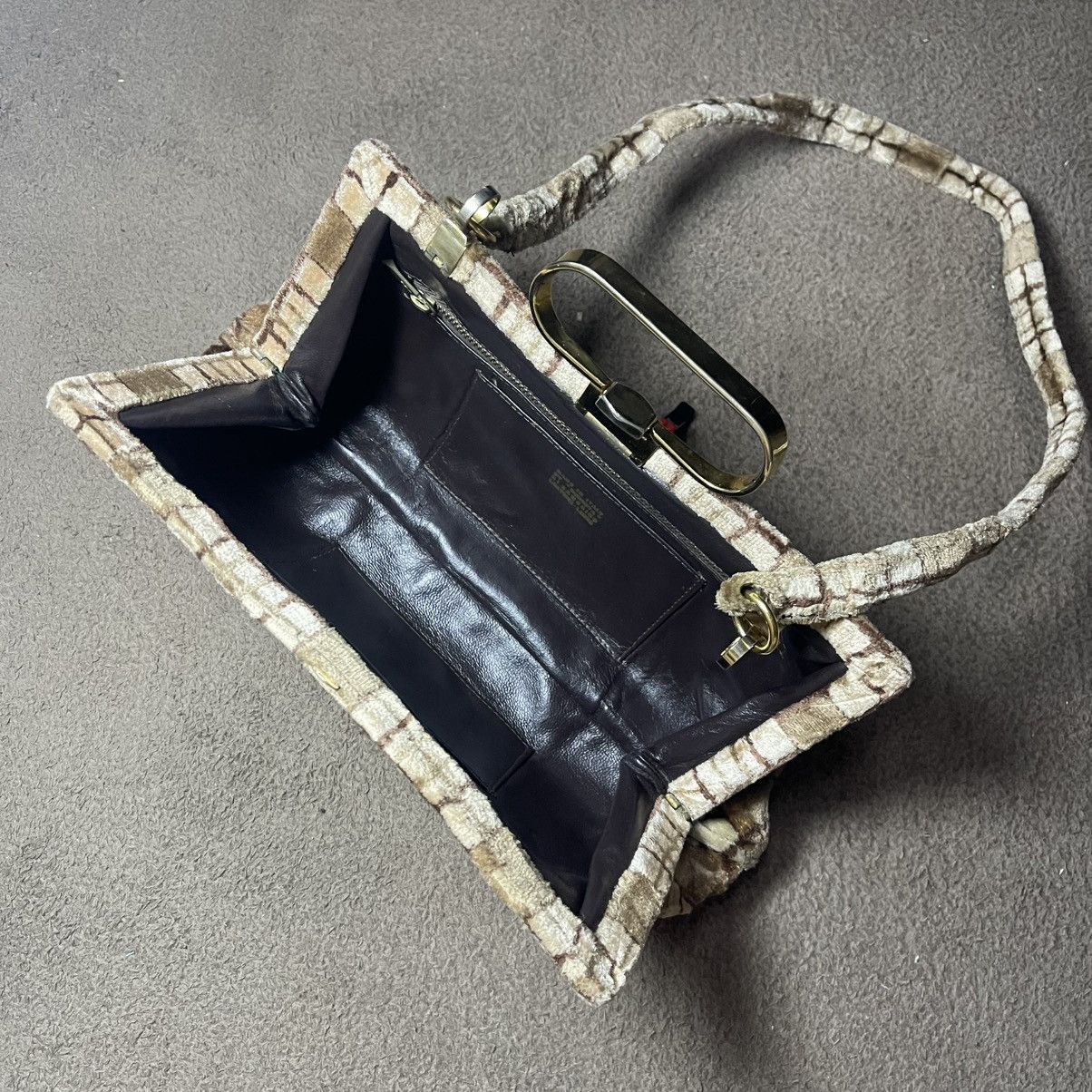 Roberta di Camerino × Vintage OFFER‼️Vintage 1970s Roberta di Camerino Velvet Handbag Size ONE SIZE - 13 Thumbnail