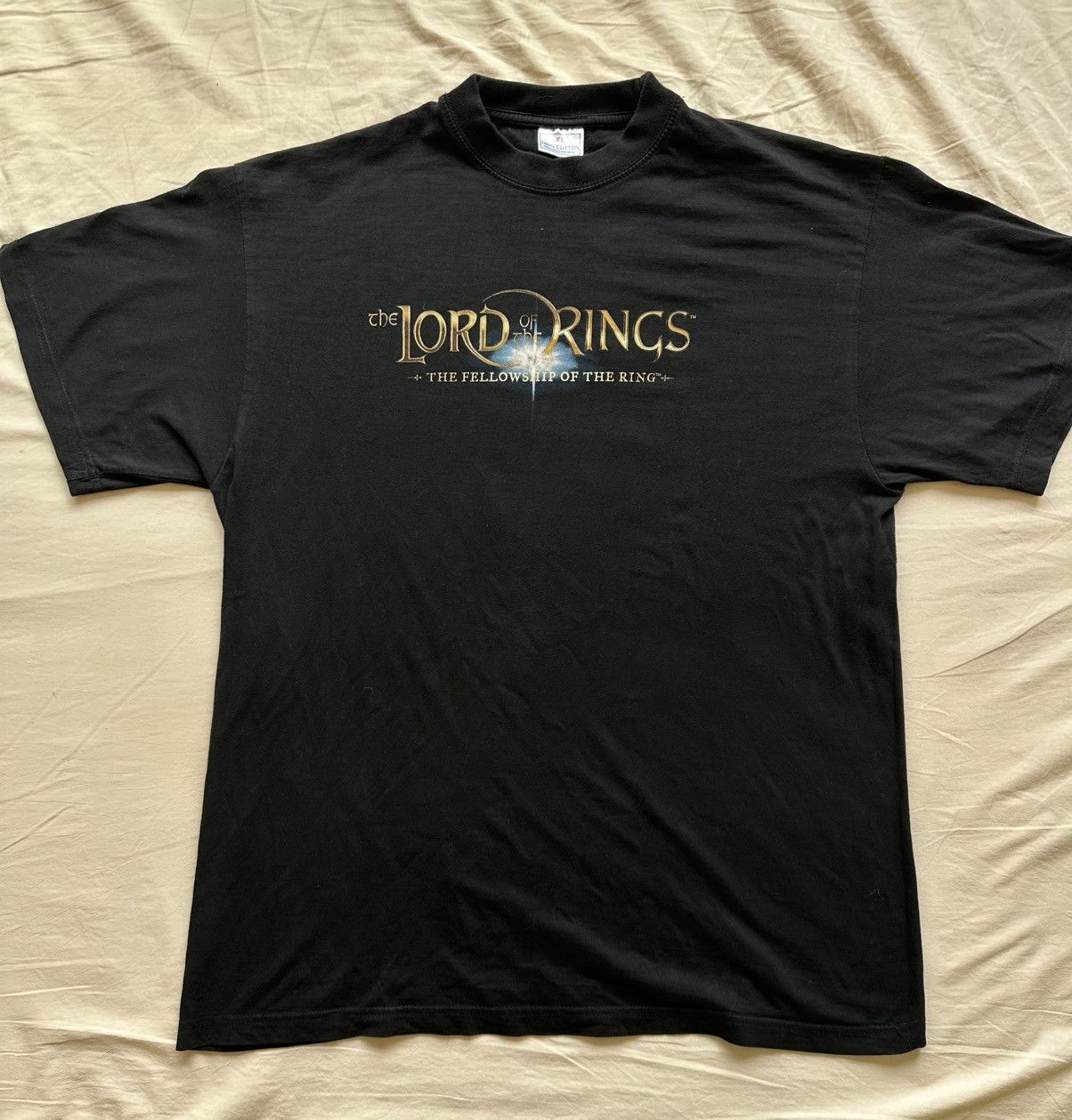 Vintage Lord of The Rings Fellowship of the ring 2001 Promo t-shirt Size US XL / EU 56 / 4 - 1 Thumbnail