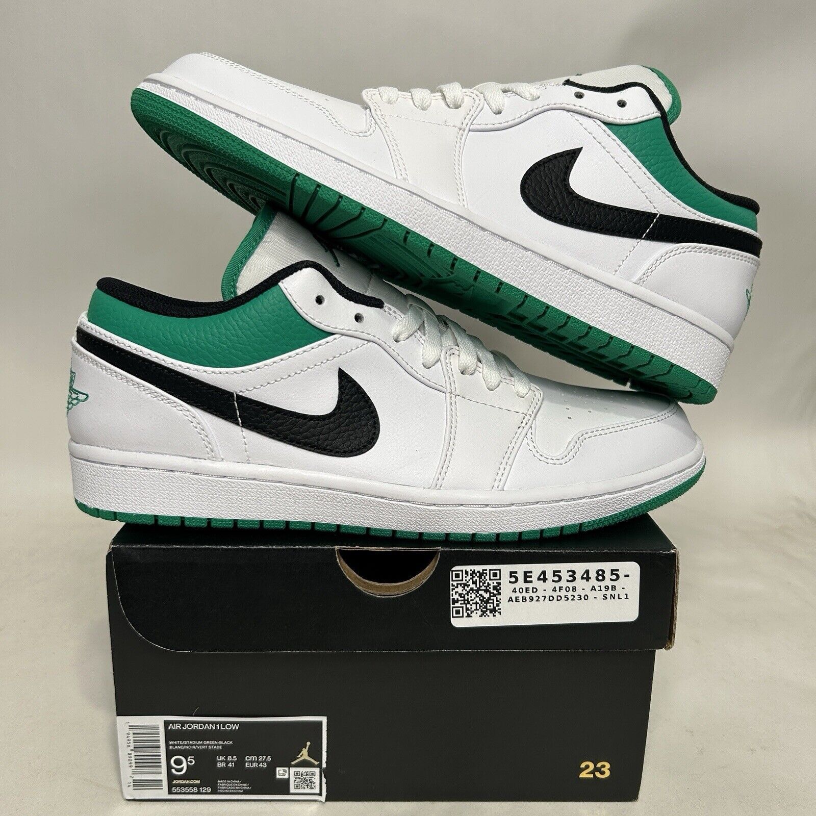 Nike Nike Air Jordan 1 Low Retro “Stadium Green” 2024 Size US 9.5 / EU 42-43 - 1 Thumbnail