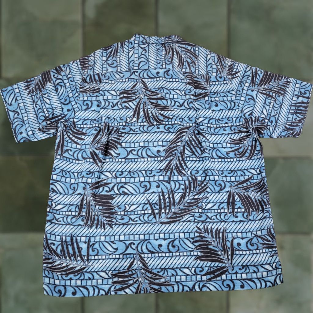 Tommy Bahama Tommy Bahama Silk Shirt Men XL Blue Floral Aztec Tribal Hawaiian Shirt - Button-Up, Short Sleeve, Collared, Casual, Travel, Regular Fit Size US XL / EU 56 / 4 - 1 Thumbnail