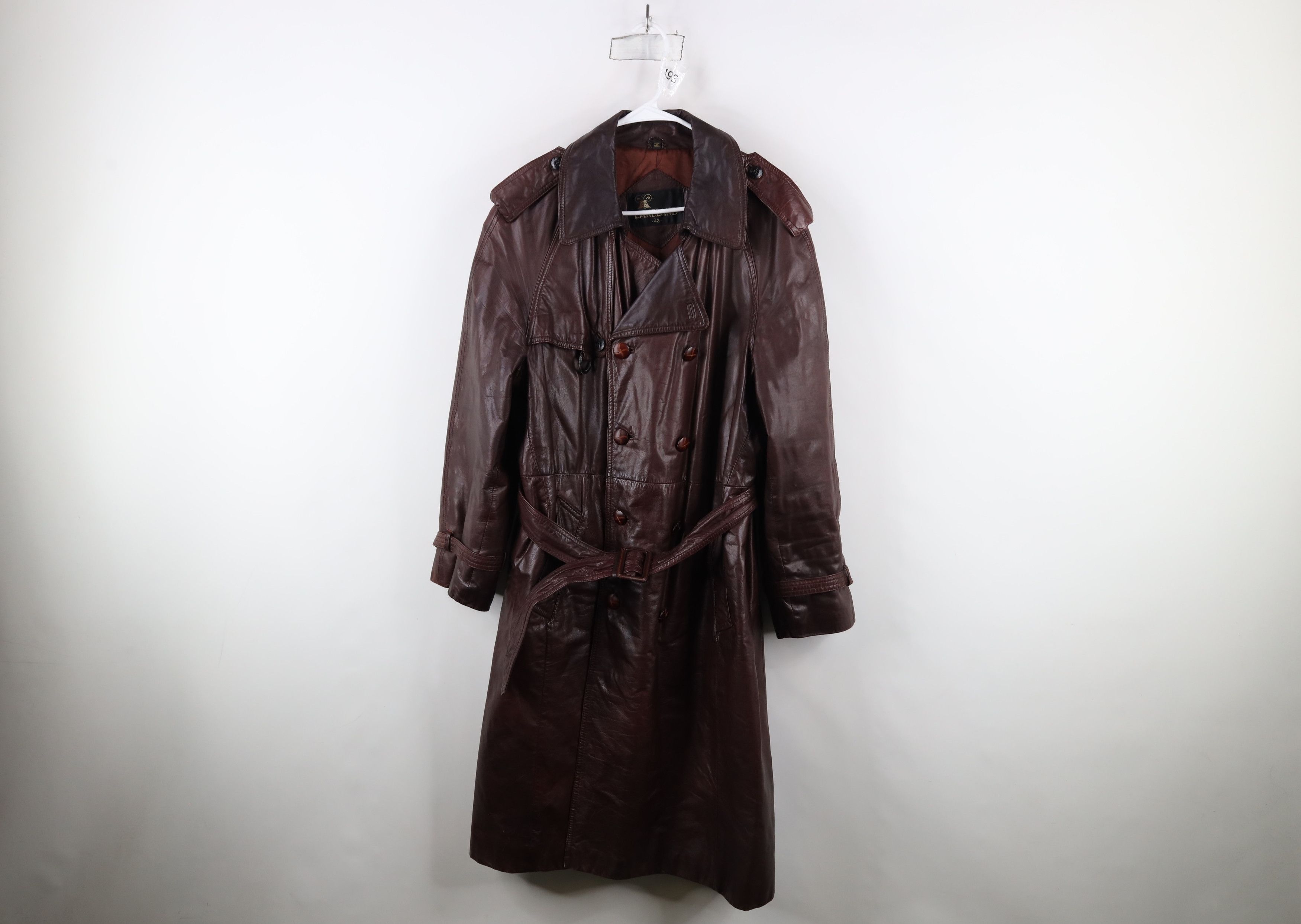 Vintage Vintage 70s Streetwear Belted Trench Coat Oxblood Red Size US XXL / EU 58 / 5 - 1 Thumbnail