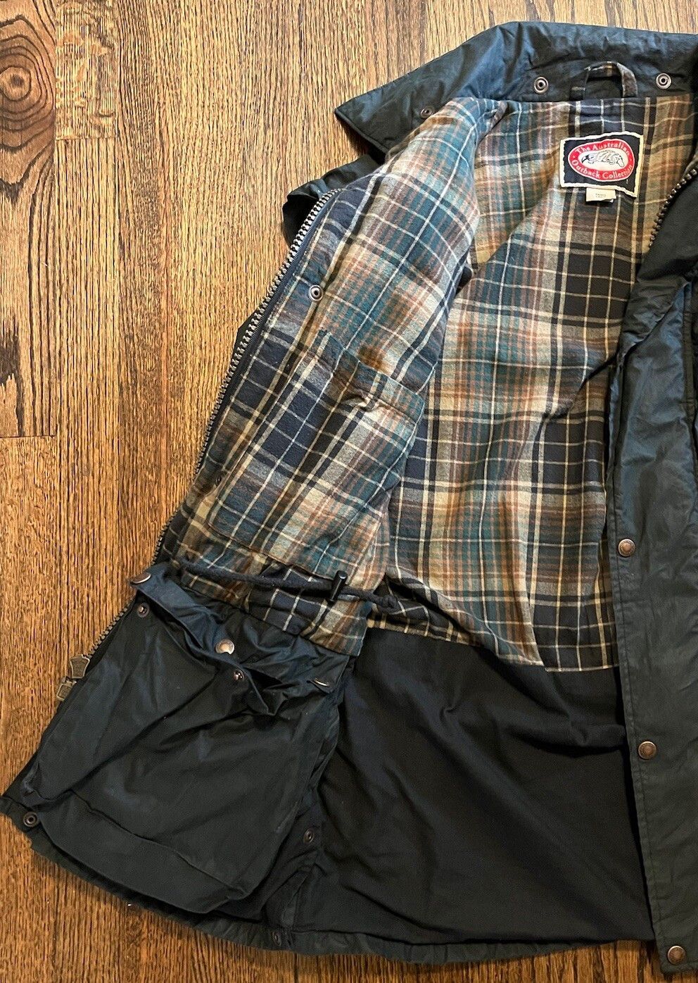 The Australian Outback Collection The Australian Outback Collection Green Jacket Oil Skin Sz S Size US S / EU 44-46 / 1 - 8 Thumbnail
