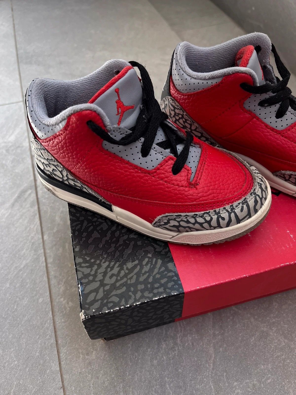 Jordan Brand Air Jordan Retro 3 Size 9C EUR 26 15cm Sneakers Size US 5 / EU 37 - 2 Thumbnail