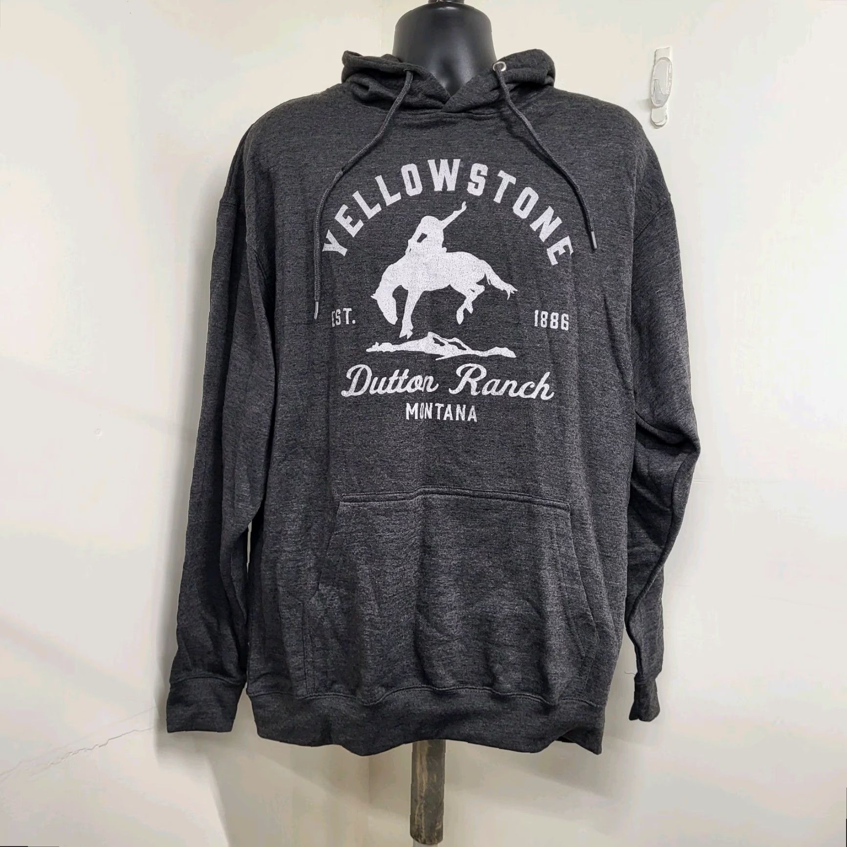Vintage Yellowstone Hoodie Sweatshirt Men XL Charcoal Grey Dutton Ranch Logo Graphic Print Hooded Pockets Pullover Size US XL / EU 56 / 4 - 2 Thumbnail