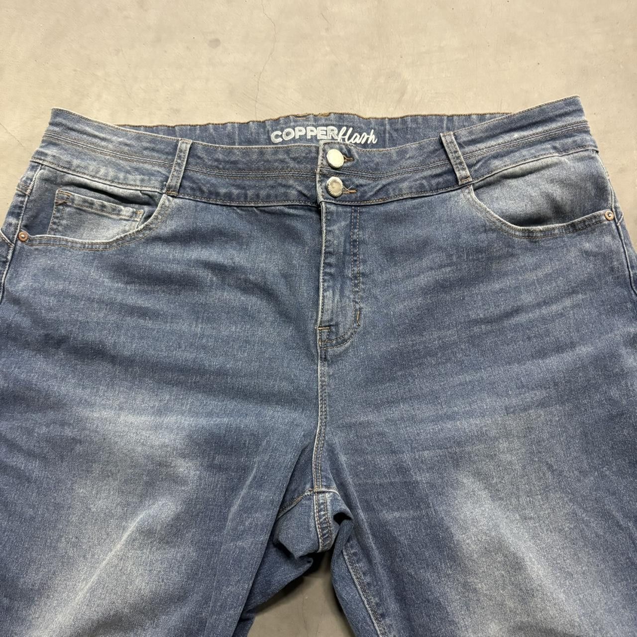 Japanese Brand × Vintage Crazy Vintage Y2K/2000s Baggy Curvy Medium Wash Denim Jeans! Size US 42 / EU 58 - 4 Thumbnail