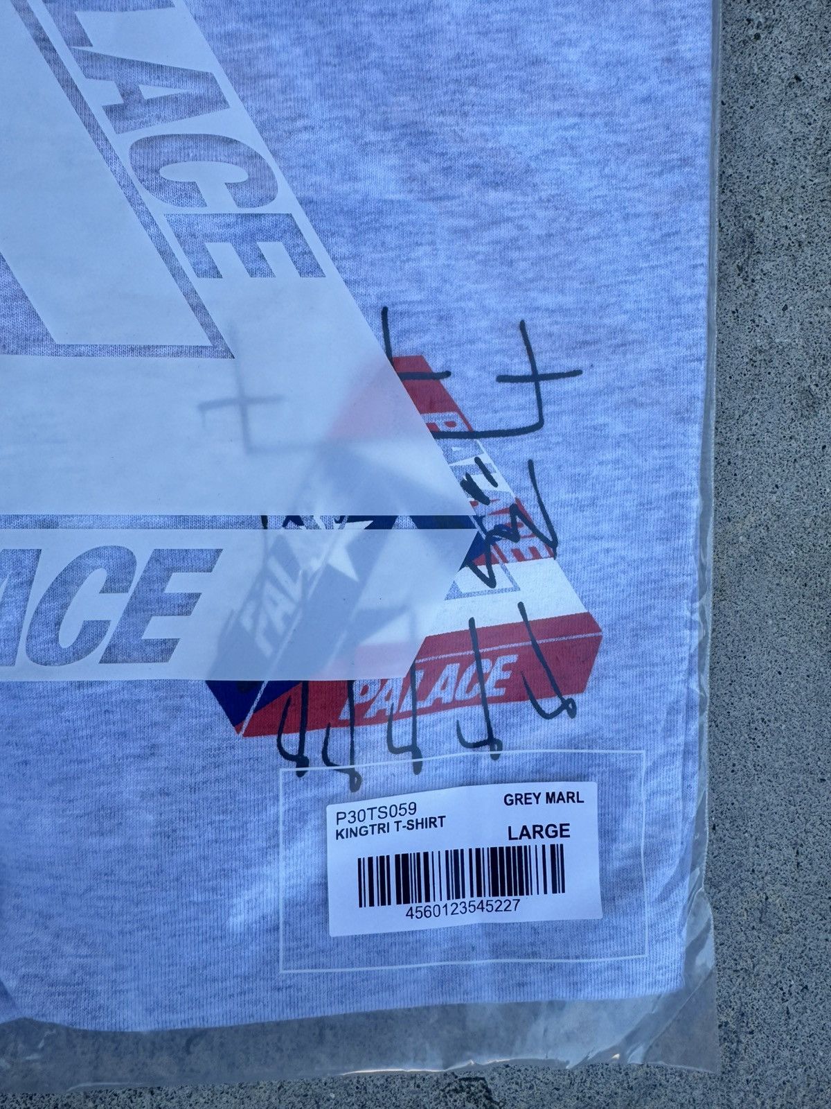 Palace Palace Puerto Rico King Tri Tee Shirt SS26 Size US L / EU 52-54 / 3 - 3 Thumbnail