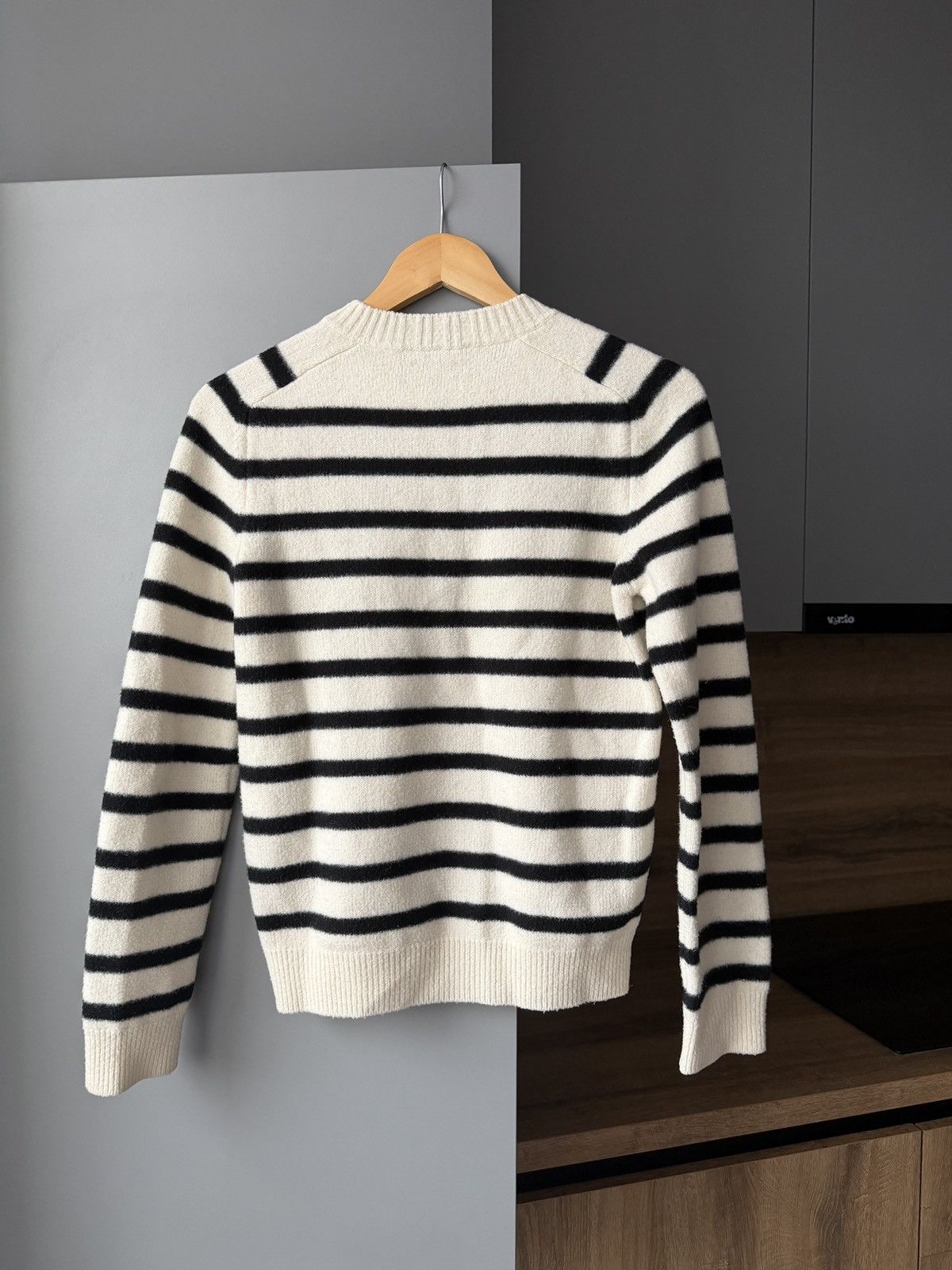 Saint Laurent Paris Saint Laurent Paris White & Black Wool Striped Sweater Size XS / US 0-2 / IT 36-38 - 7 Thumbnail