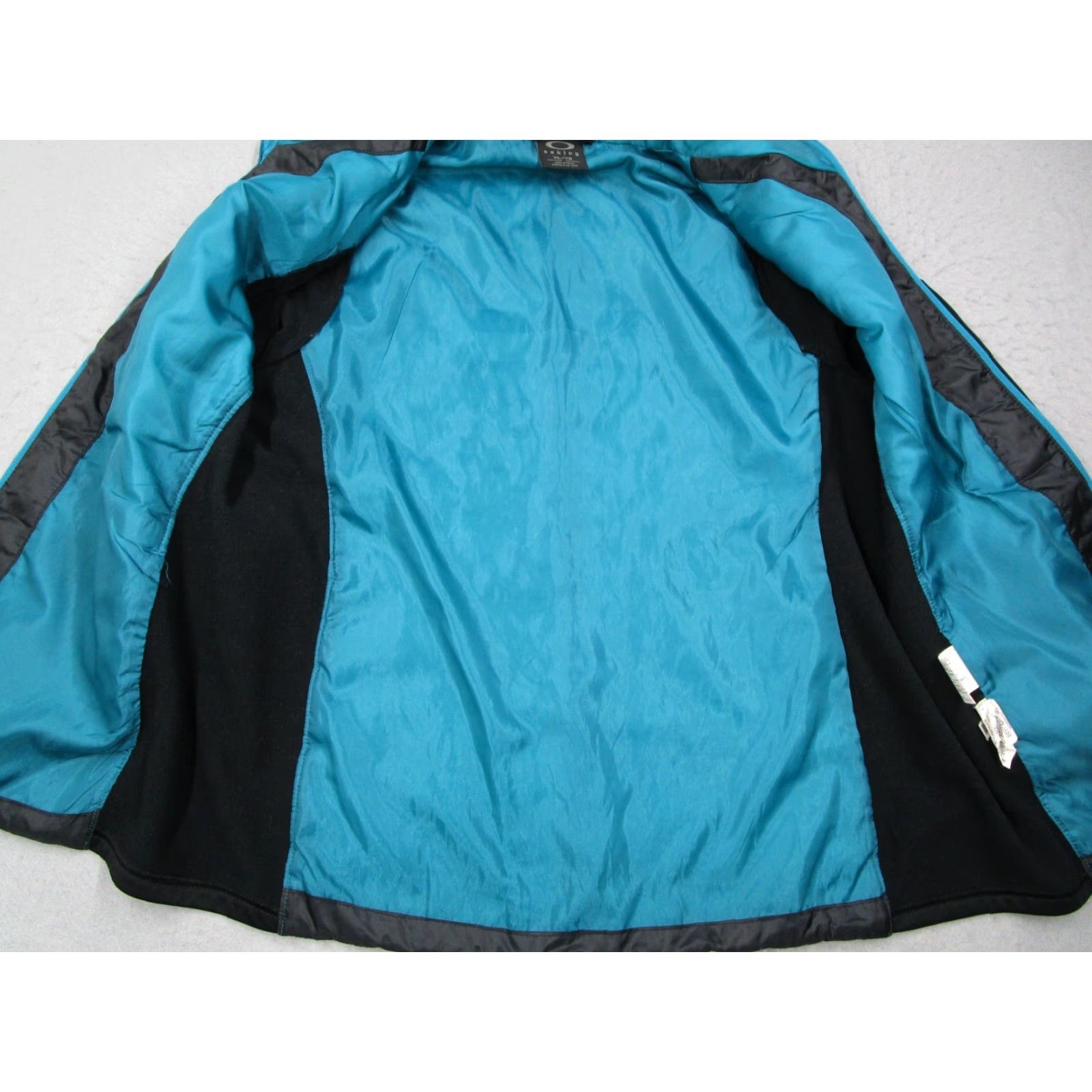 Oakley Oakley Jacket Women Extra Large Black Quilted Full Zip Puffer Hike Work Gorpcore Women Size XL / US 12-14 / IT 48-50 - 5 Thumbnail
