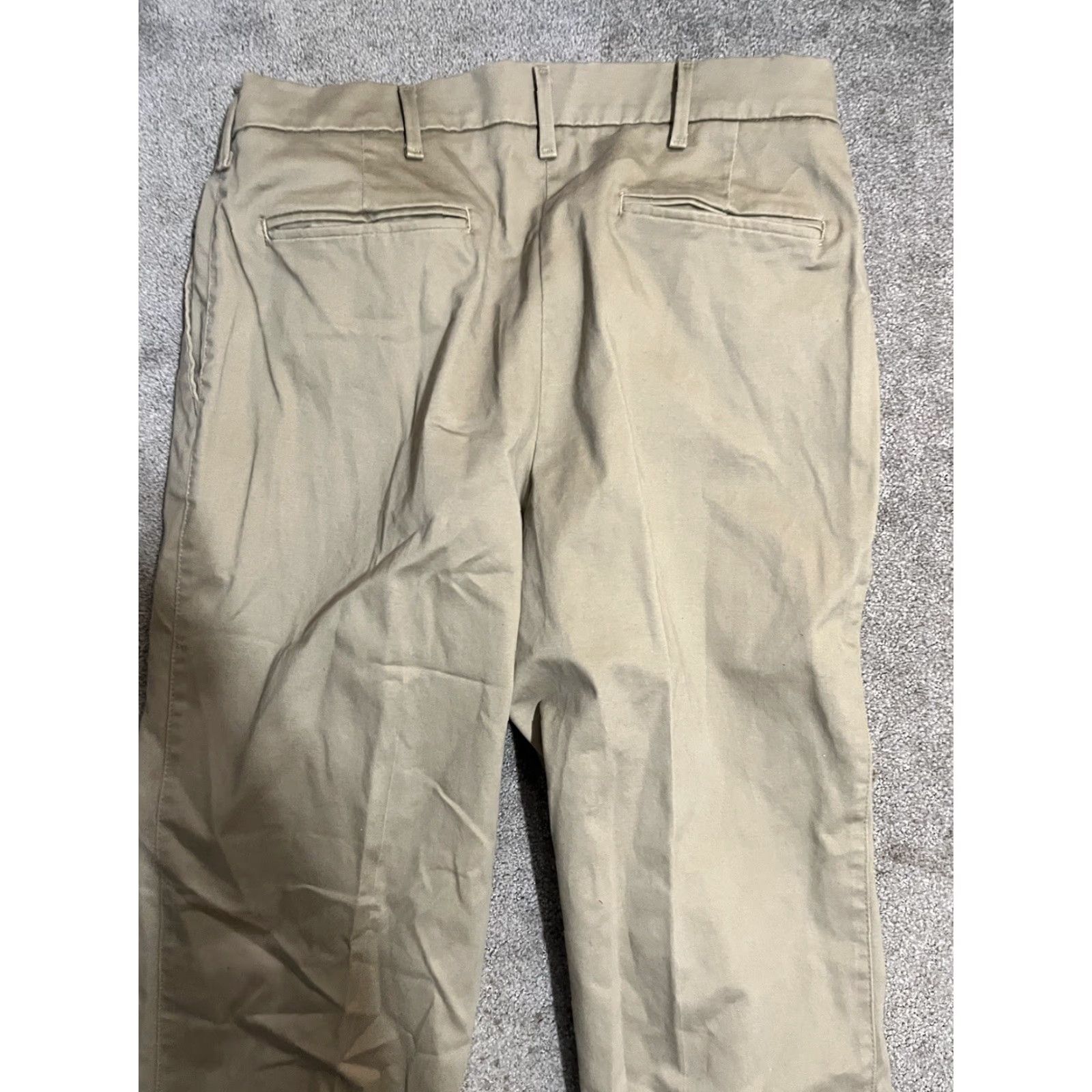 Wrangler Wrangler Pants Mens 34x32 Beige Cotton Flat Front Relaxed Fit Work Khakis Size US 34 / EU 50 - 4 Thumbnail