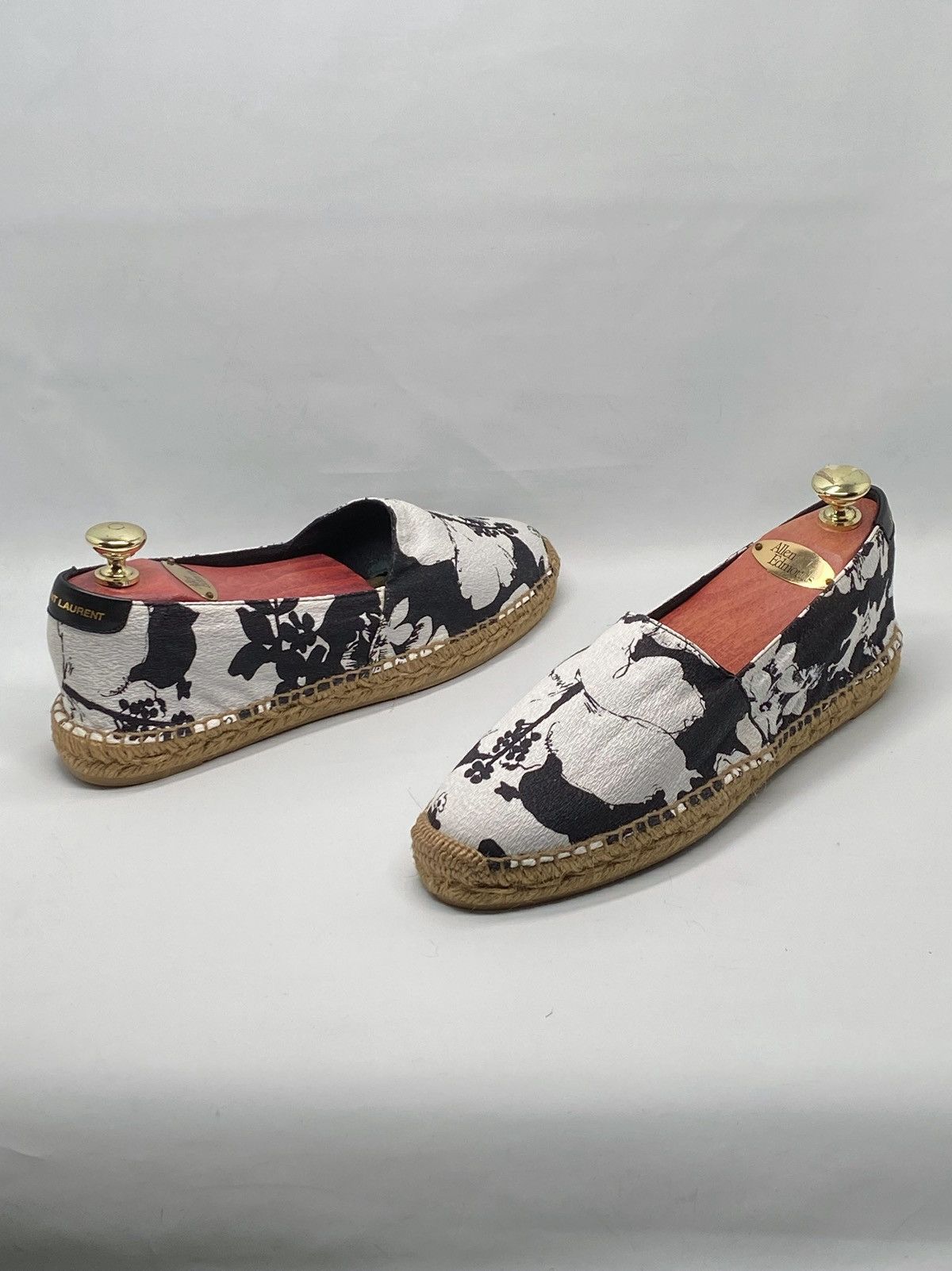 Yves Saint Laurent Saint Laurent Espadrille Slip On Signature Flats size 39.5 Size US 9.5 / IT 39.5 - 4 Thumbnail
