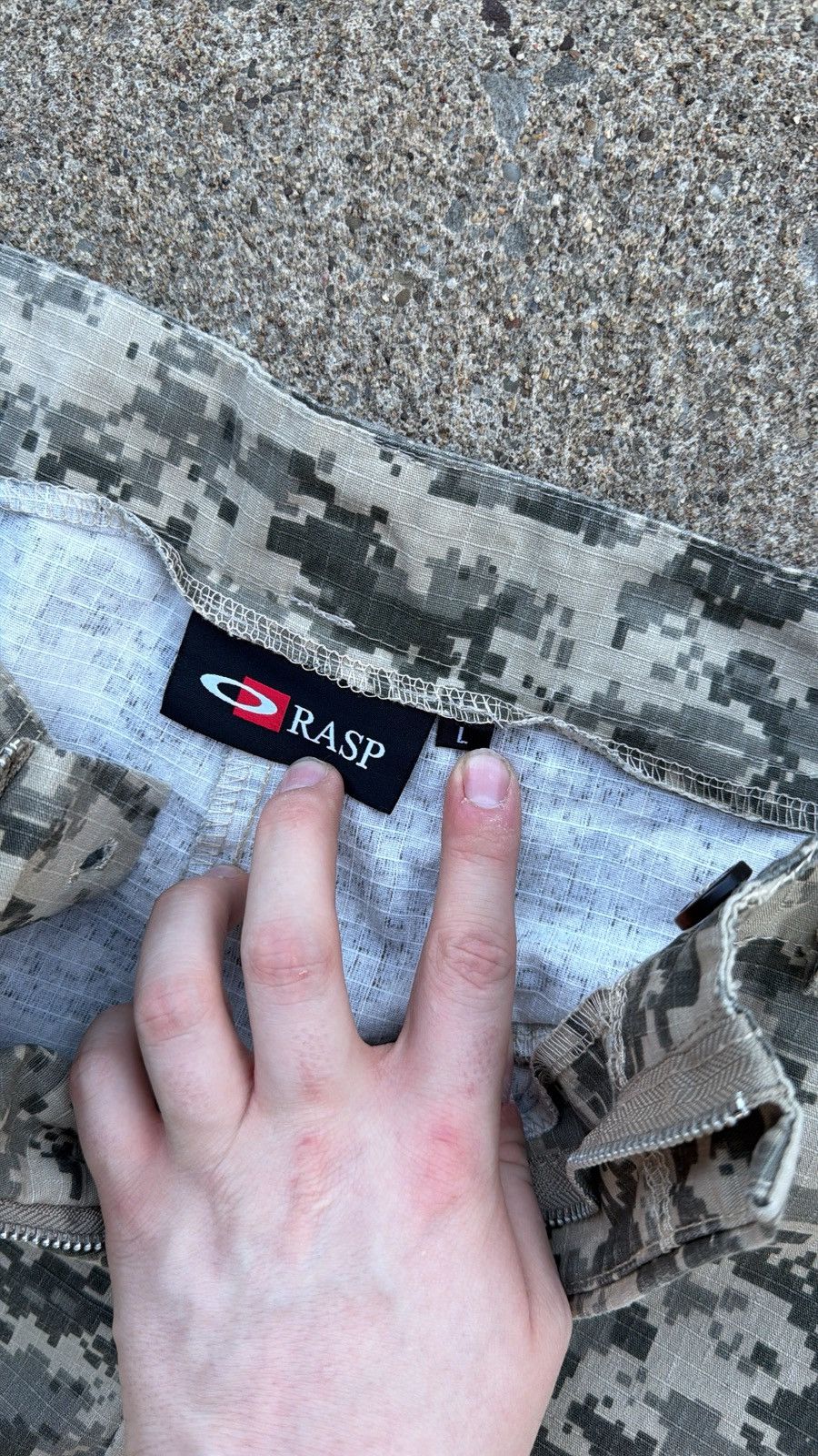 The GV Gallery The Gv Gallery Digi camo cargos Size US 34 / EU 50 - 3 Thumbnail