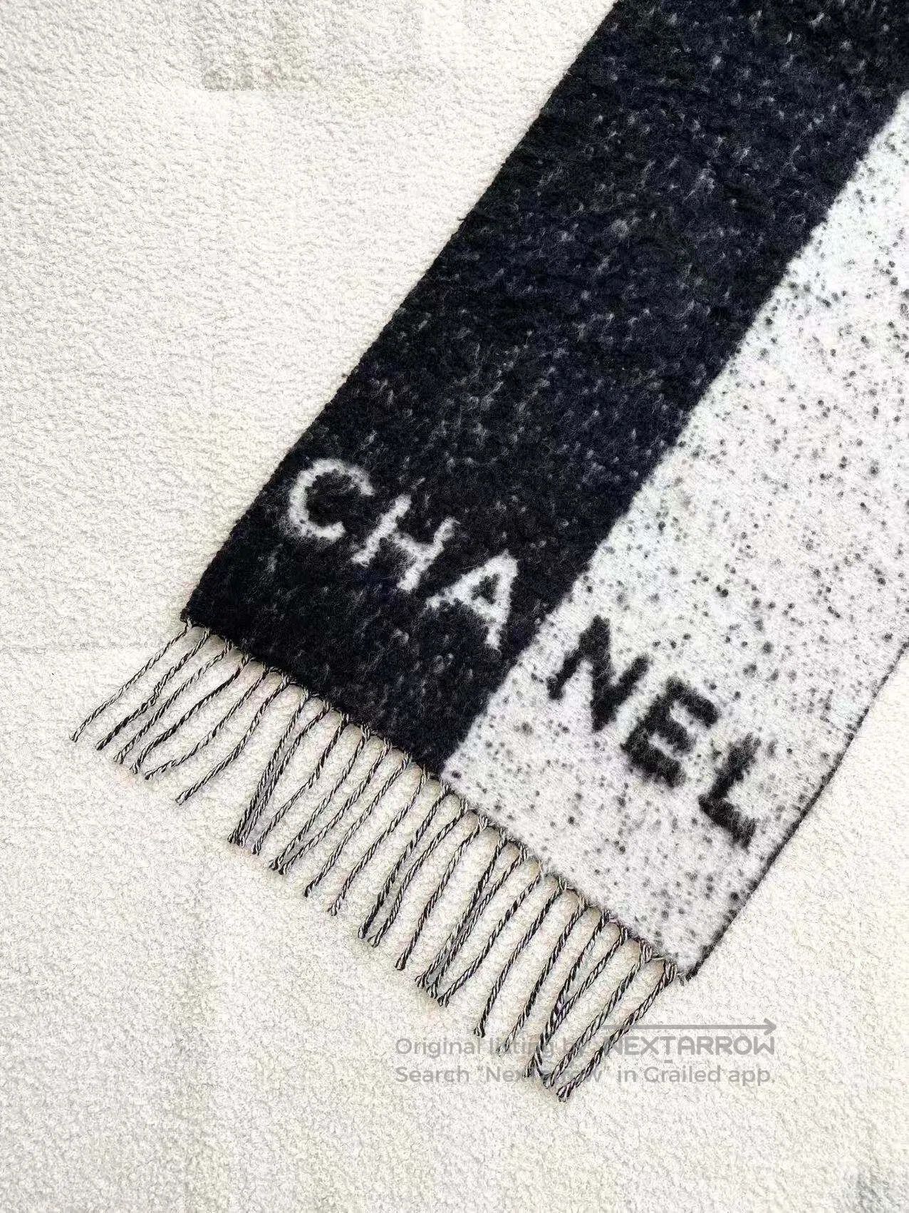 Chanel Chanel Slogan logo fringed scarf| Size ONE SIZE - 3 Thumbnail