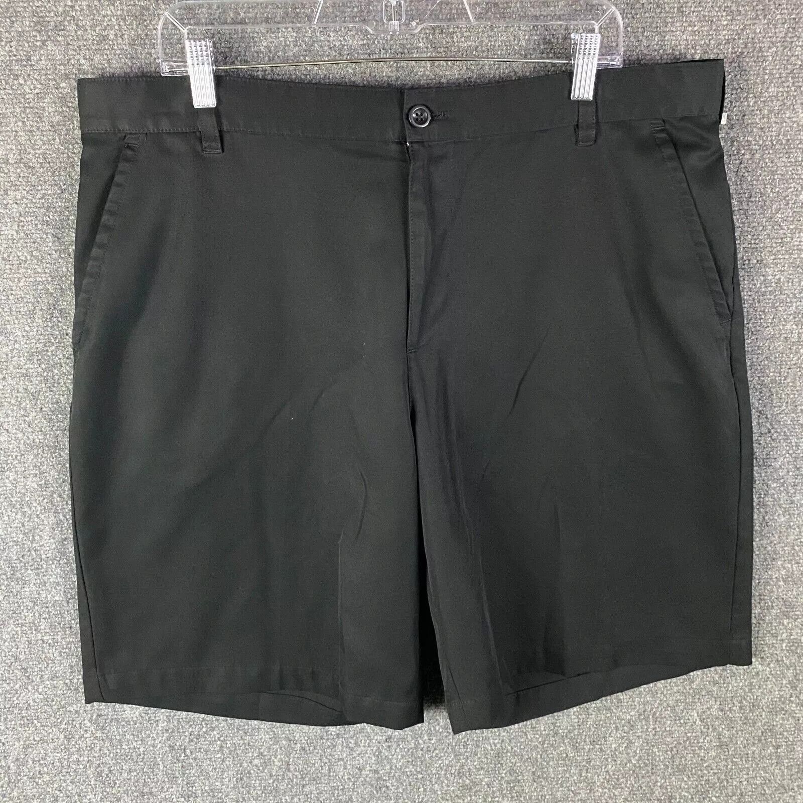 Izod Izod Golf Shorts Men's Size 38 Chino Black Polyester Adults Size US 38 / EU 54 - 1 Thumbnail