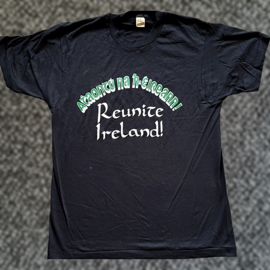 Vintage VINTAGE Screen Stars Reunite Ireland! Ataontú na h-Eireann! Noraid The Troubles T Shirt 80s L Black Men Size US L / EU 52-54 / 3 - 1 Thumbnail