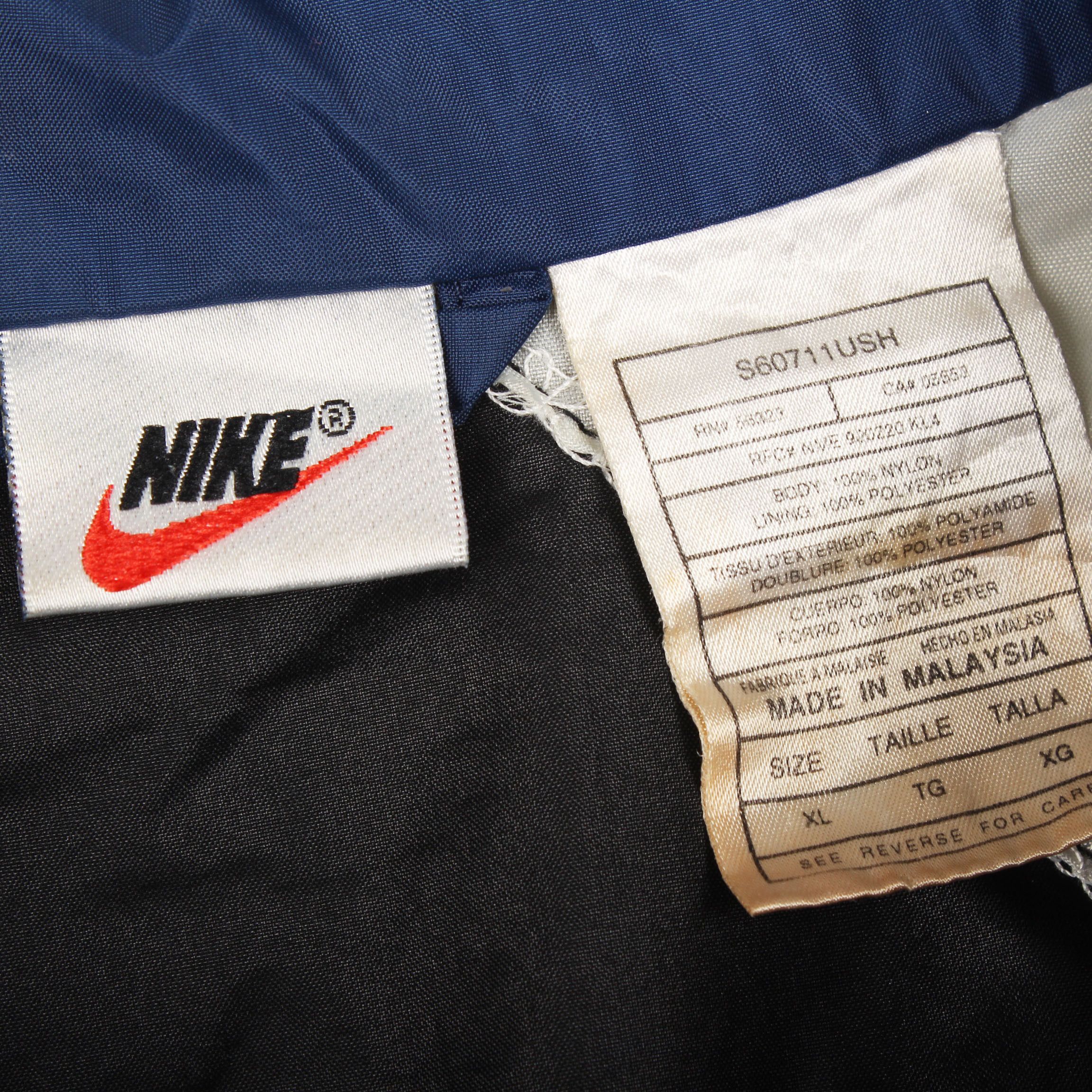 Nike Vintage 90s Nike Windbreaker Jacket Size US XL / EU 56 / 4 - 2 Thumbnail
