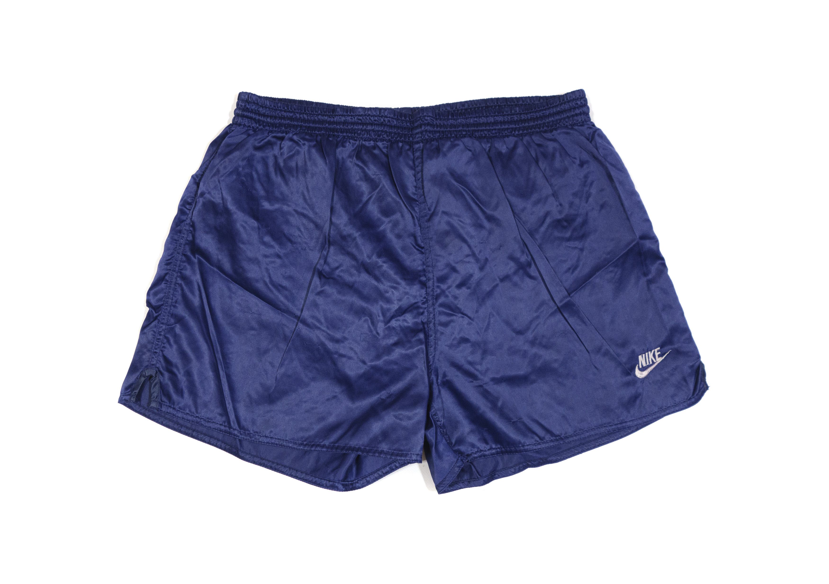 Nike 90S Swoosh Logo Nylon Swim Shorts Size US 34 / EU 50 - 1 Thumbnail