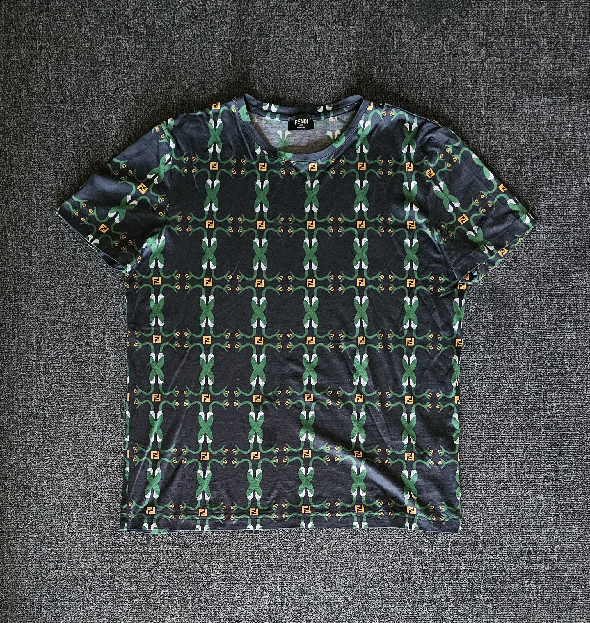 Fendi Snake FF T-Shirt Size M