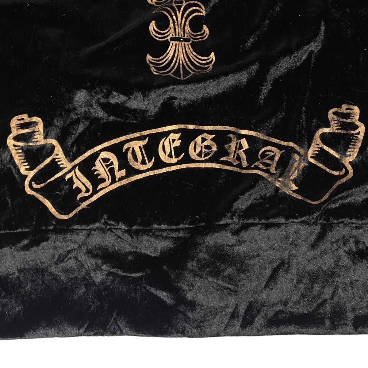 Hysteric Glamour × If Six Was Nine × Japanese Brand 2000's Macalester Tribal Cross Velvet Jacket Size US M / EU 48-50 / 2 - 9 Thumbnail