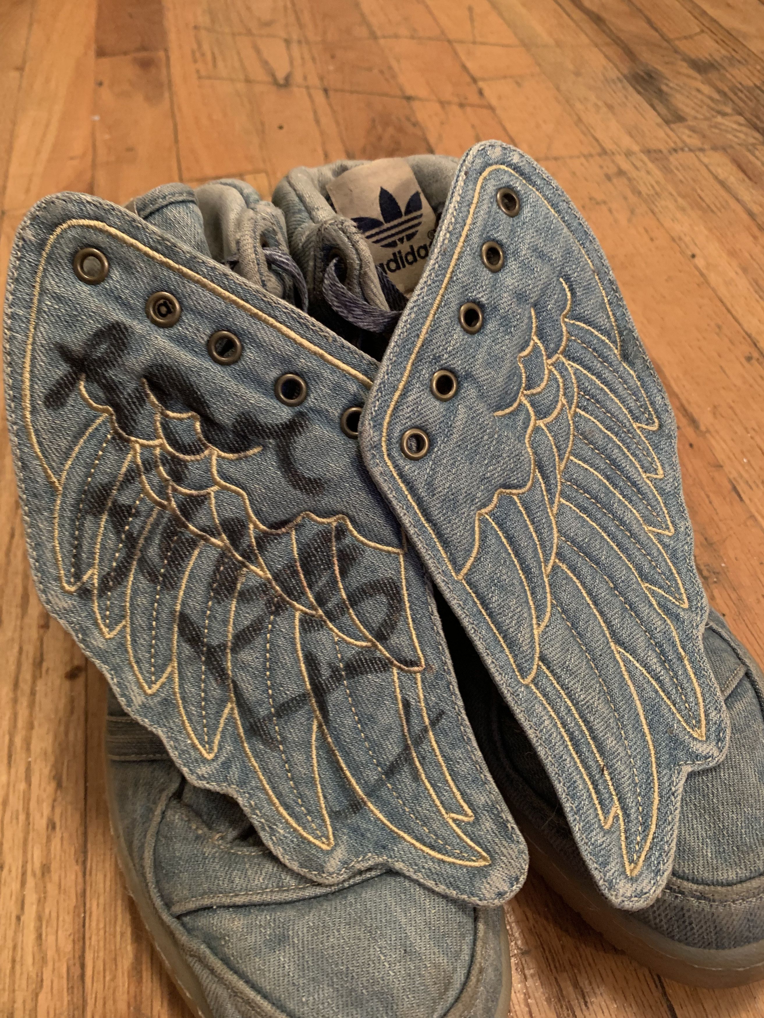 Adidas × Jeremy Scott AUTOGRAPHED JRMY SCTT x ADIDAS Snkrs ⊛ DNM BLU ⊛ Gntly Wrn Size US 10.5 / EU 43-44 - 1 Thumbnail