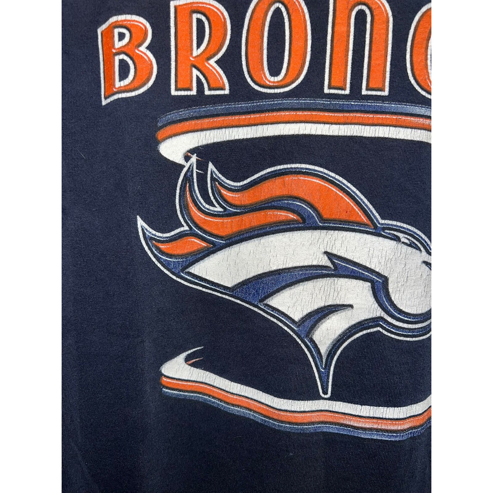 Vintage Vintage Denver Broncos Blue Shirt Logo NFL Football 90s Tee Size US L / EU 52-54 / 3 - 3 Thumbnail