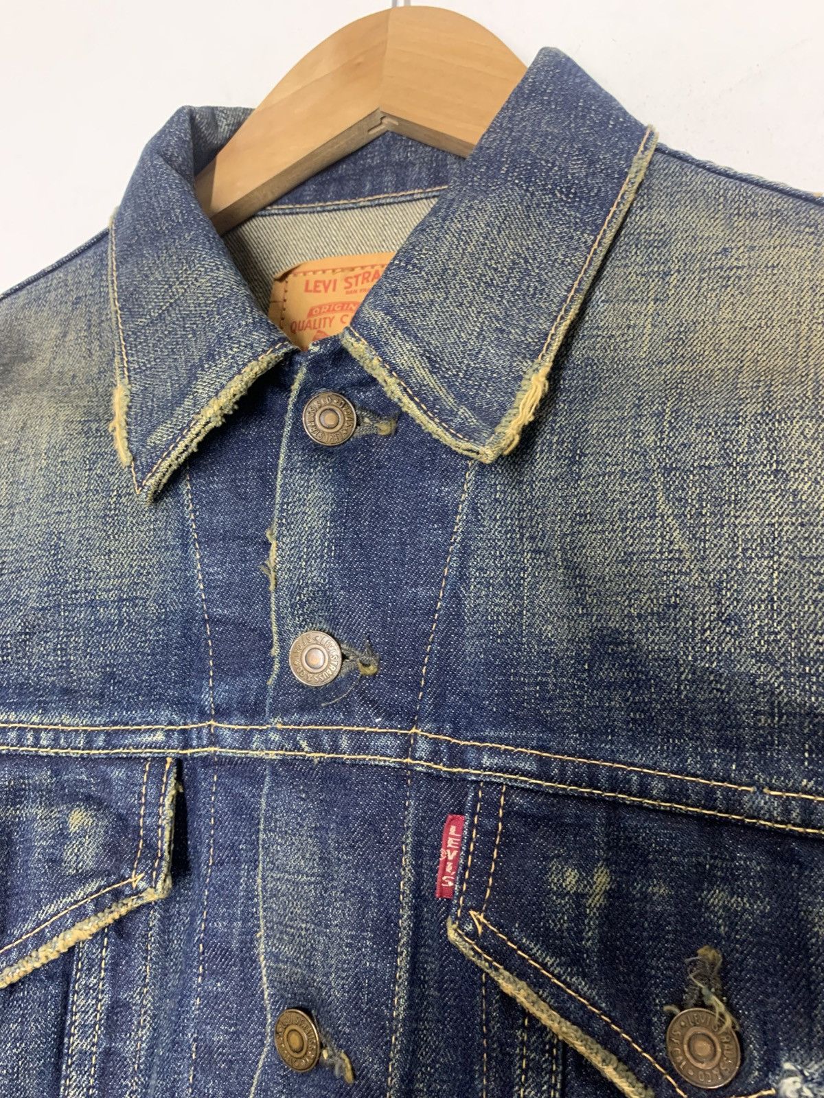 Levi's Levi’s Big E Japan Trucker Type 3 Dirty Painted Denim Size US M / EU 48-50 / 2 - 5 Thumbnail