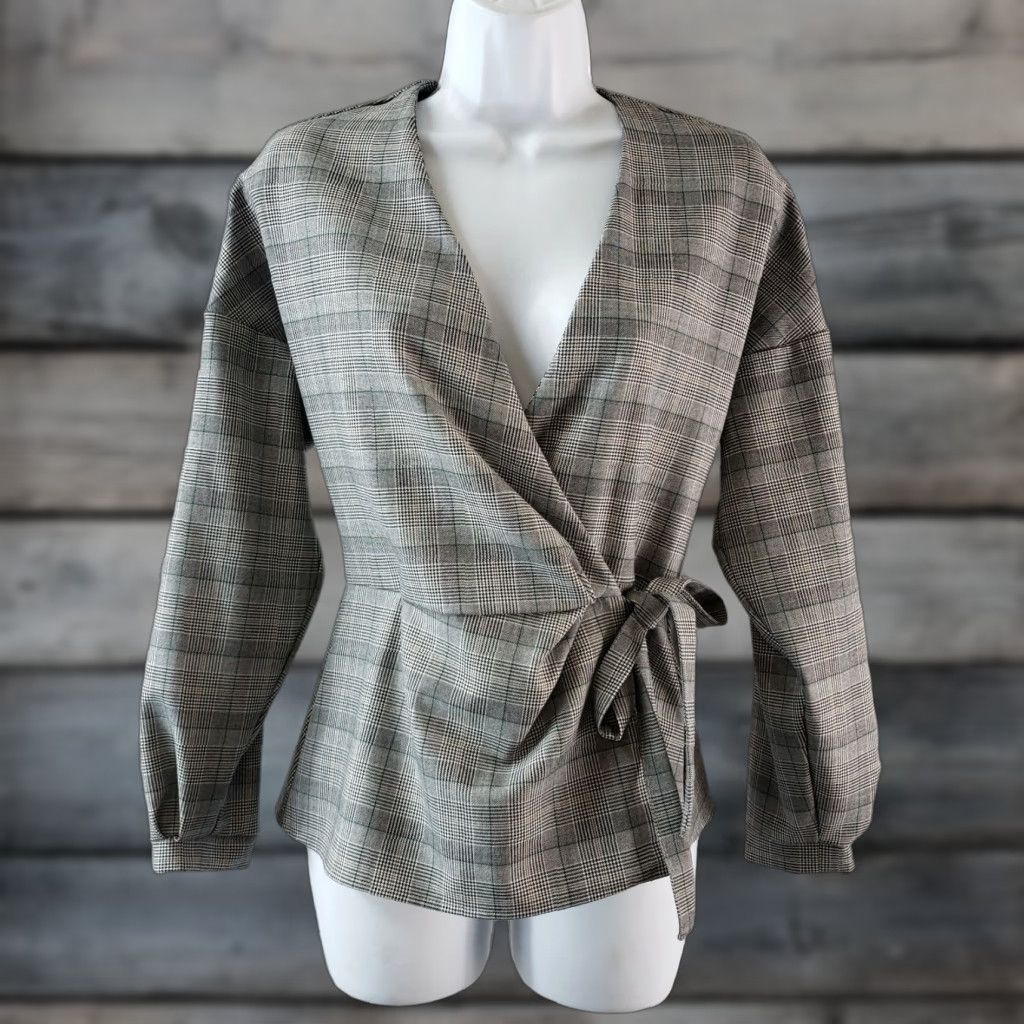 Zara VINTAGE Zara Womens Wrap Top XS Gray Plaid Long Sleeve V-Neck Blouse Womens Size XS / US 0-2 / IT 36-38 - 1 Thumbnail