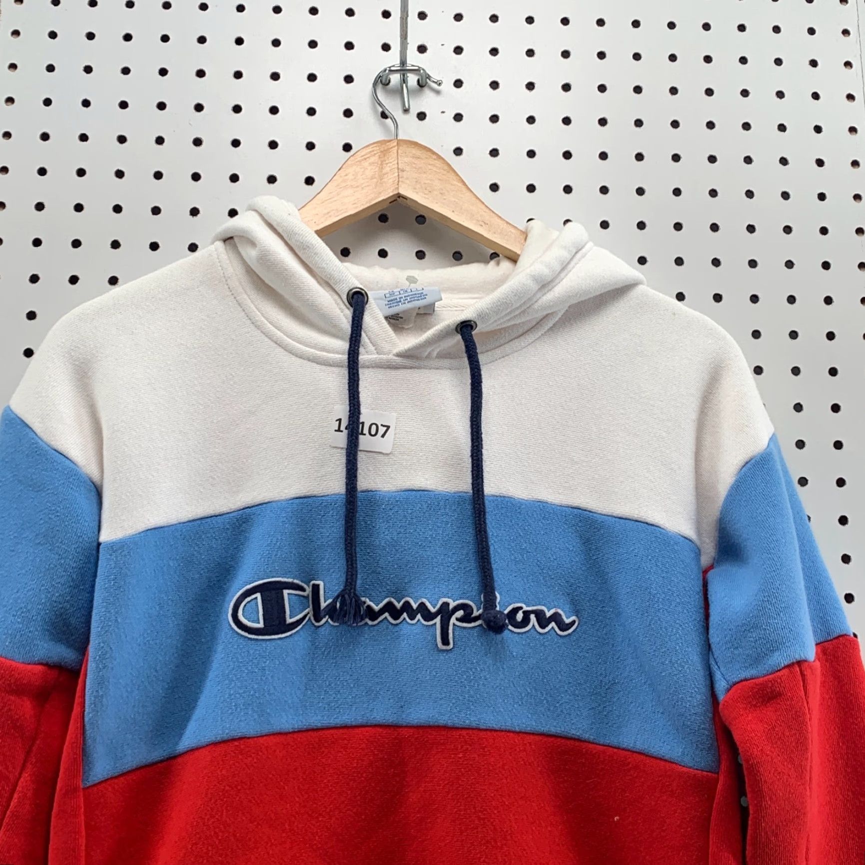 Champion Champion Reverse Weave Cropped Hoodie Womens Small Red White Stripe Size S / US 4 / IT 40 - 2 Thumbnail