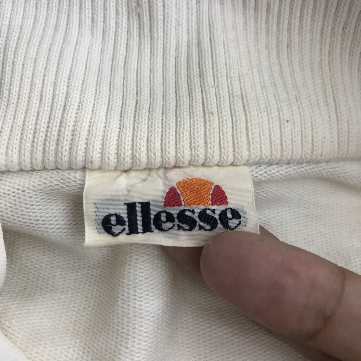 Ellesse Vintage 90’ ELLESSE ITALIA Center Logo Sweatshirt Sweater Size XL / US 12-14 / IT 48-50 - 4 Thumbnail