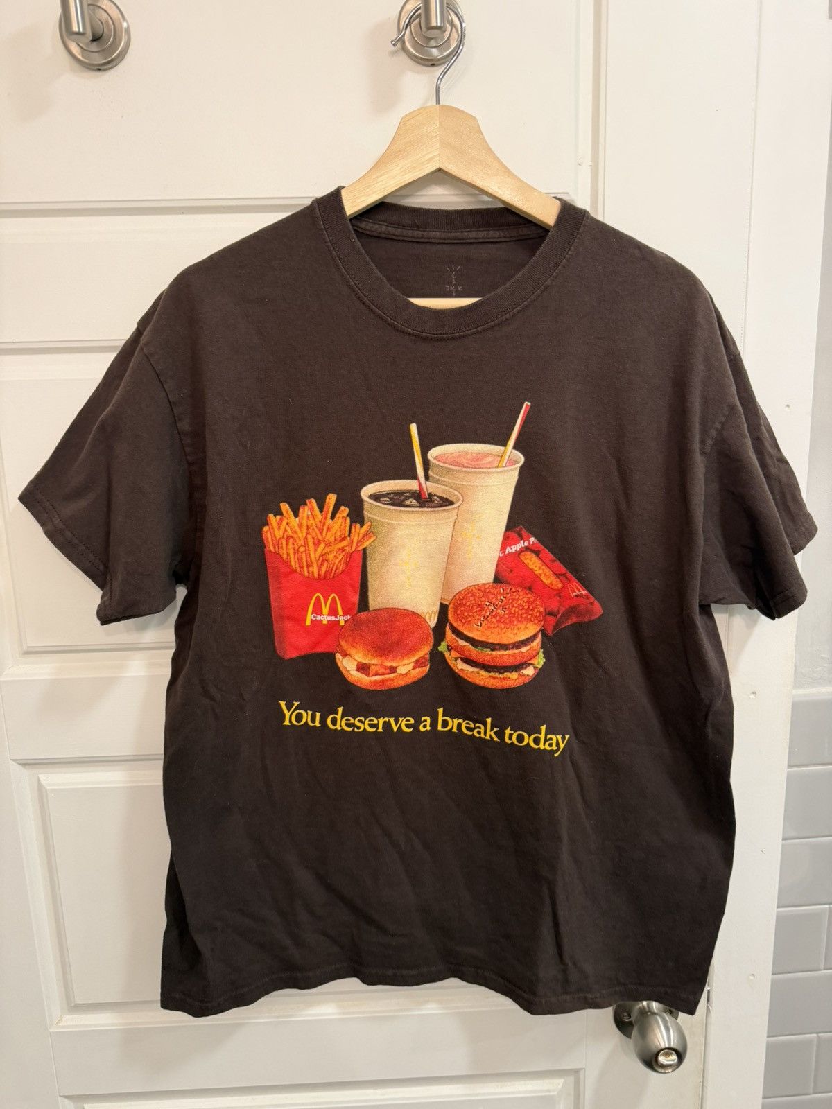 Travis Scott McDonald’s You Deserve a Break Today Tee Cactus Jack Size US M / EU 48-50 / 2 - 2 Thumbnail