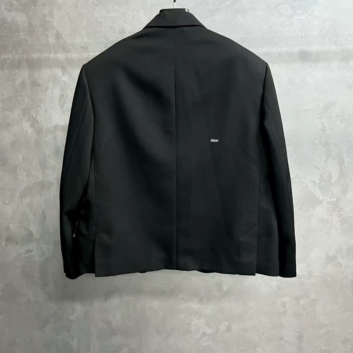 Louis Vuitton Louis Vuitton 2024 Black Logo Embroidery Blazer Size US M / EU 48-50 / 2 - 5 Thumbnail