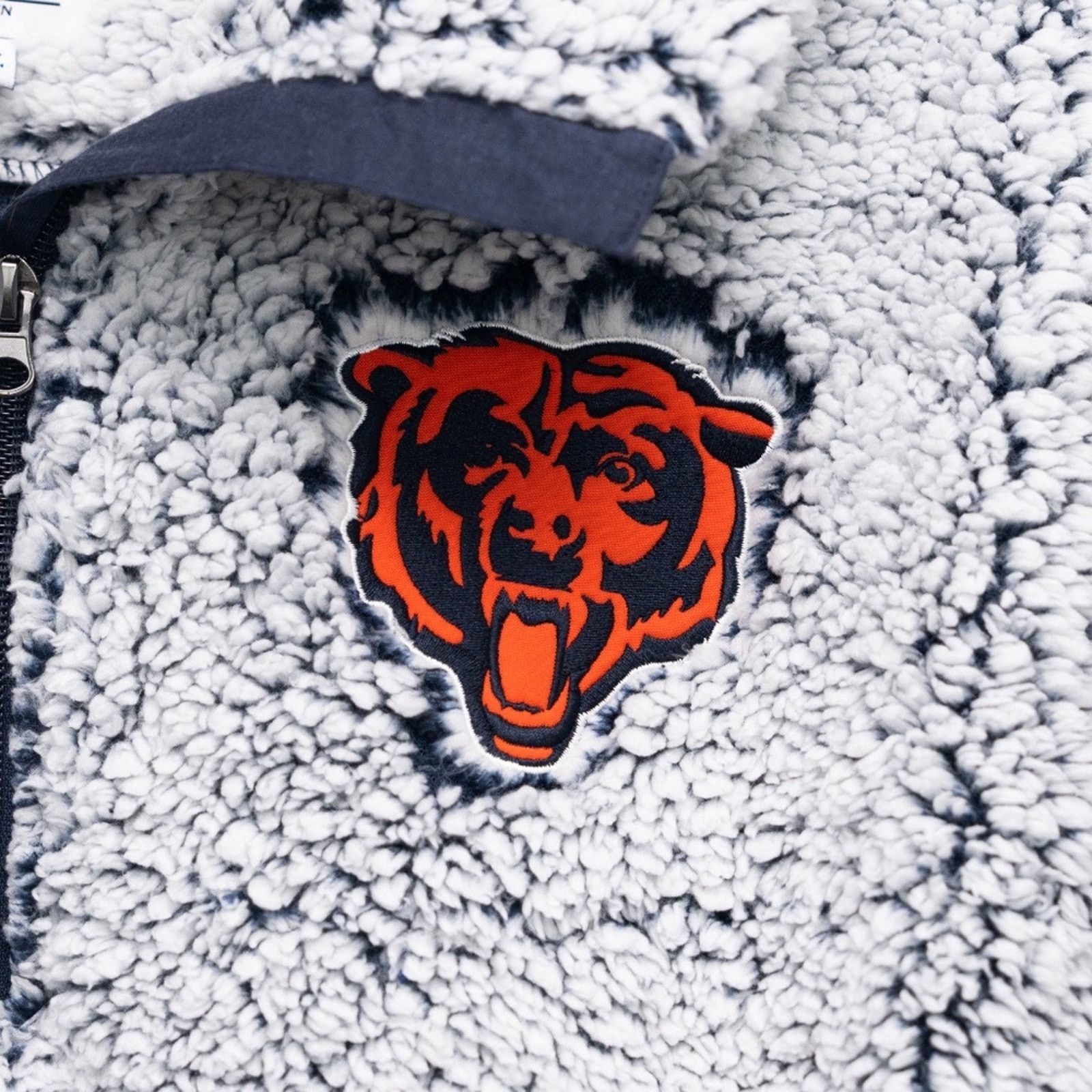 NFL NFL Chicago Bears. Gray Sherpa Quarter-Zip Pullover Jacket. Size XL / US 12-14 / IT 48-50 - 2 Thumbnail