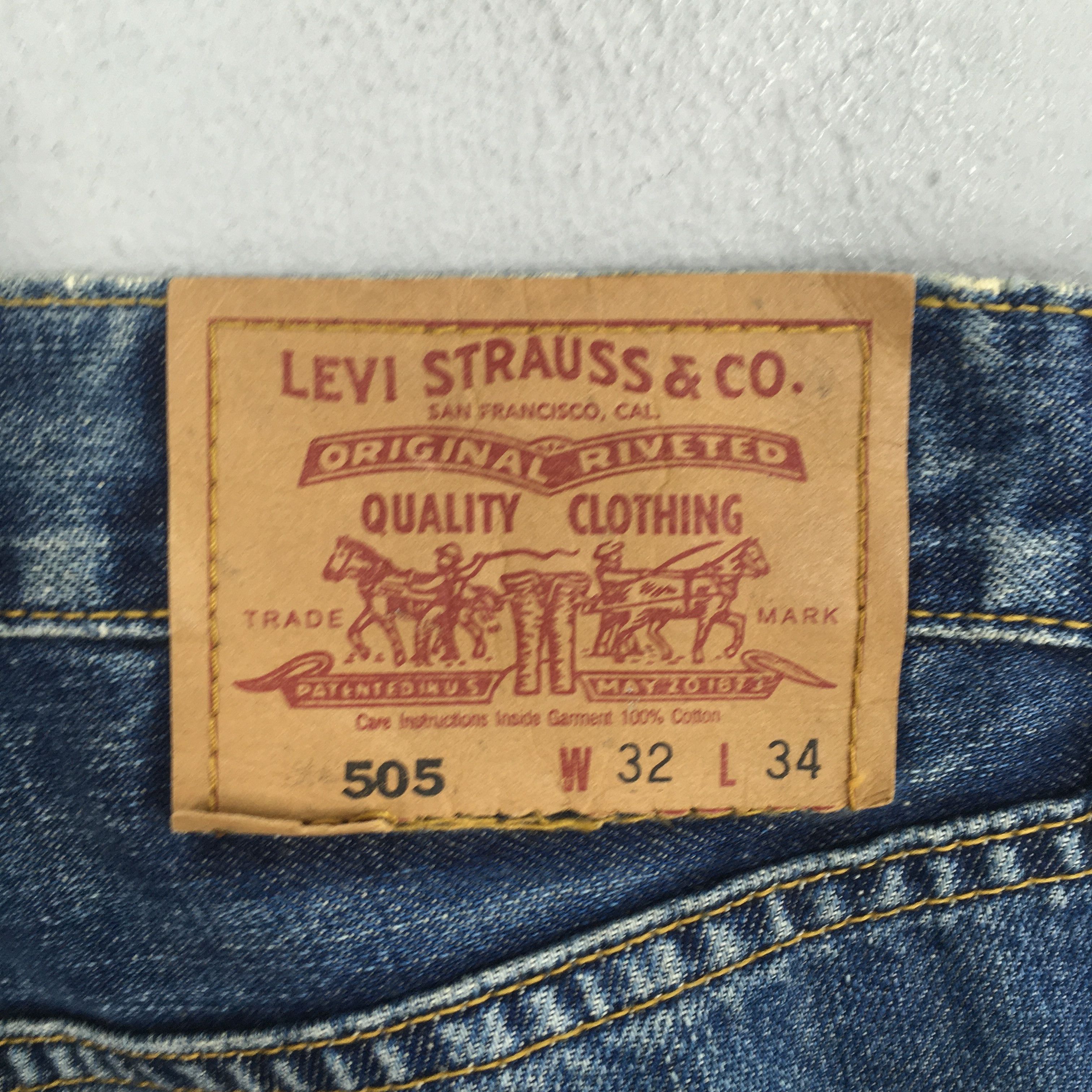Levi's Size 31x34 Vintage Levis 505 Faded Stonewash Jeans S1952 Size US 31 - 12 Thumbnail