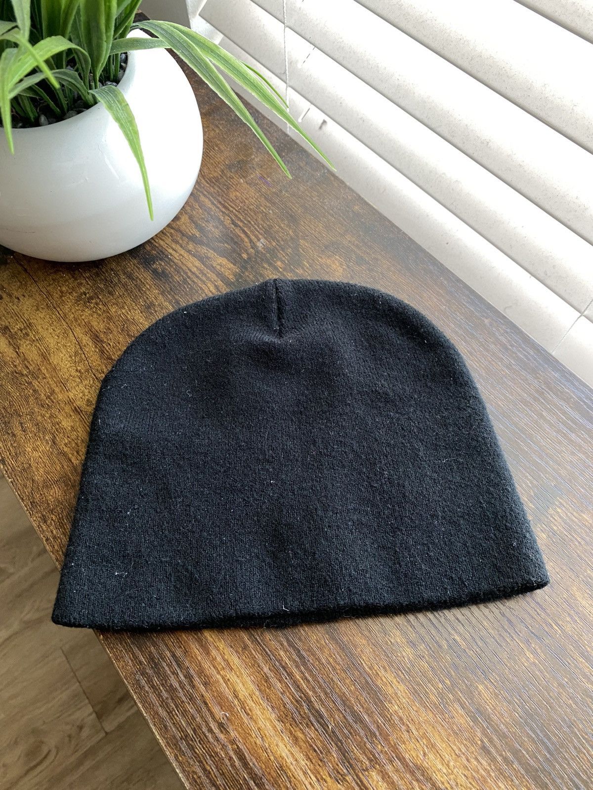 Other Black Cross Skully Beanie Size ONE SIZE - 3 Thumbnail