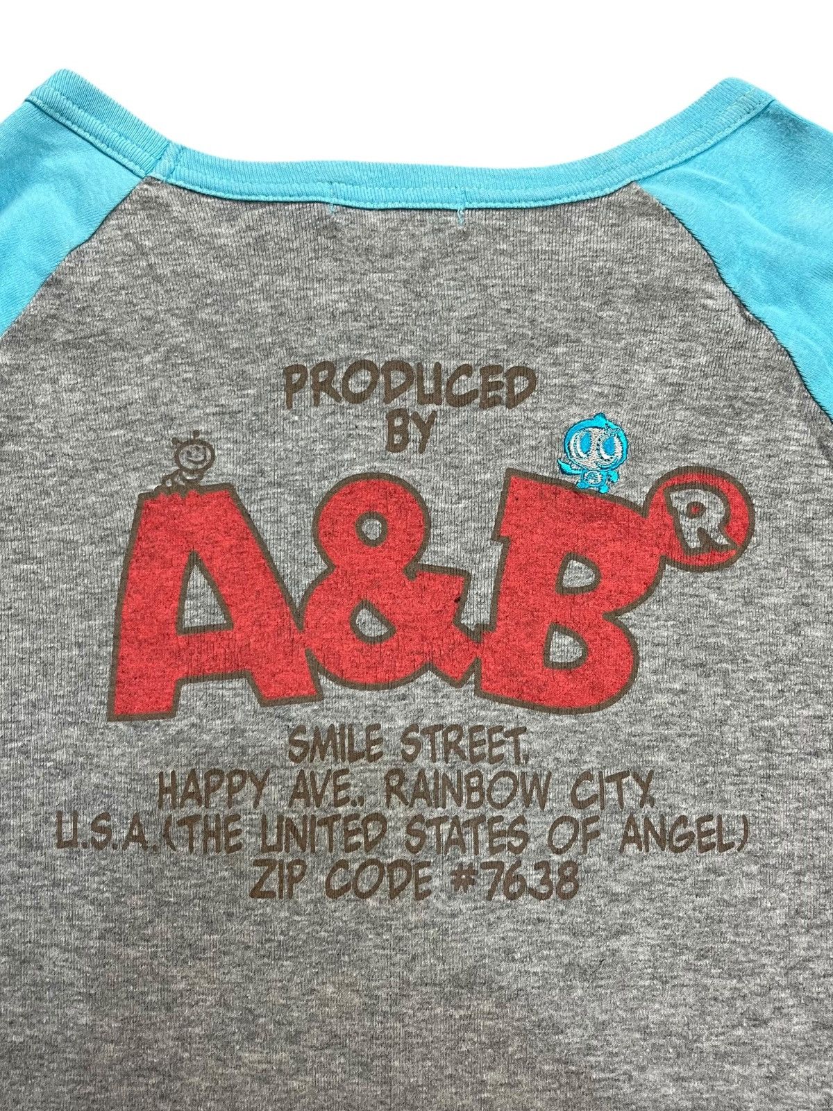 Angel Blue 2000s Angel Blue - Mascots & Cupcake Baby Tee Size M / US 6-8 / IT 42-44 - 7 Thumbnail