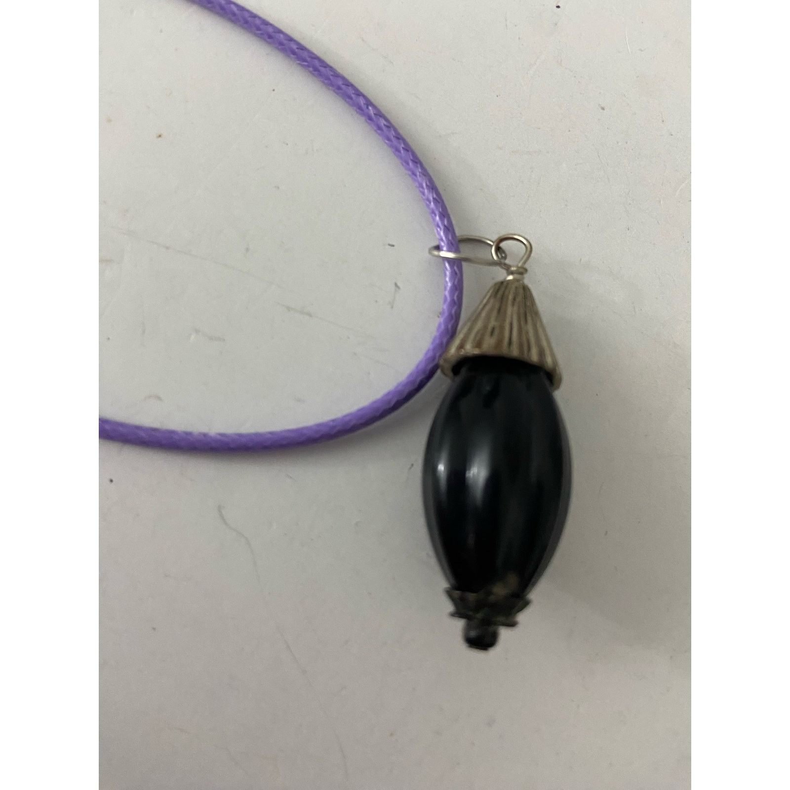 Other Upcycled black oval pendant necklace Size ONE SIZE - 4 Thumbnail