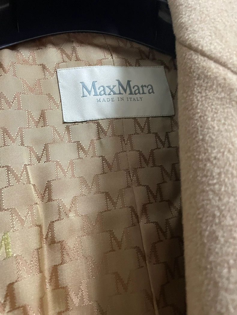Max Mara Max Mara Wool and cashmere coat classic silhouette camel. Size M / US 6-8 / IT 42-44 - 3 Thumbnail