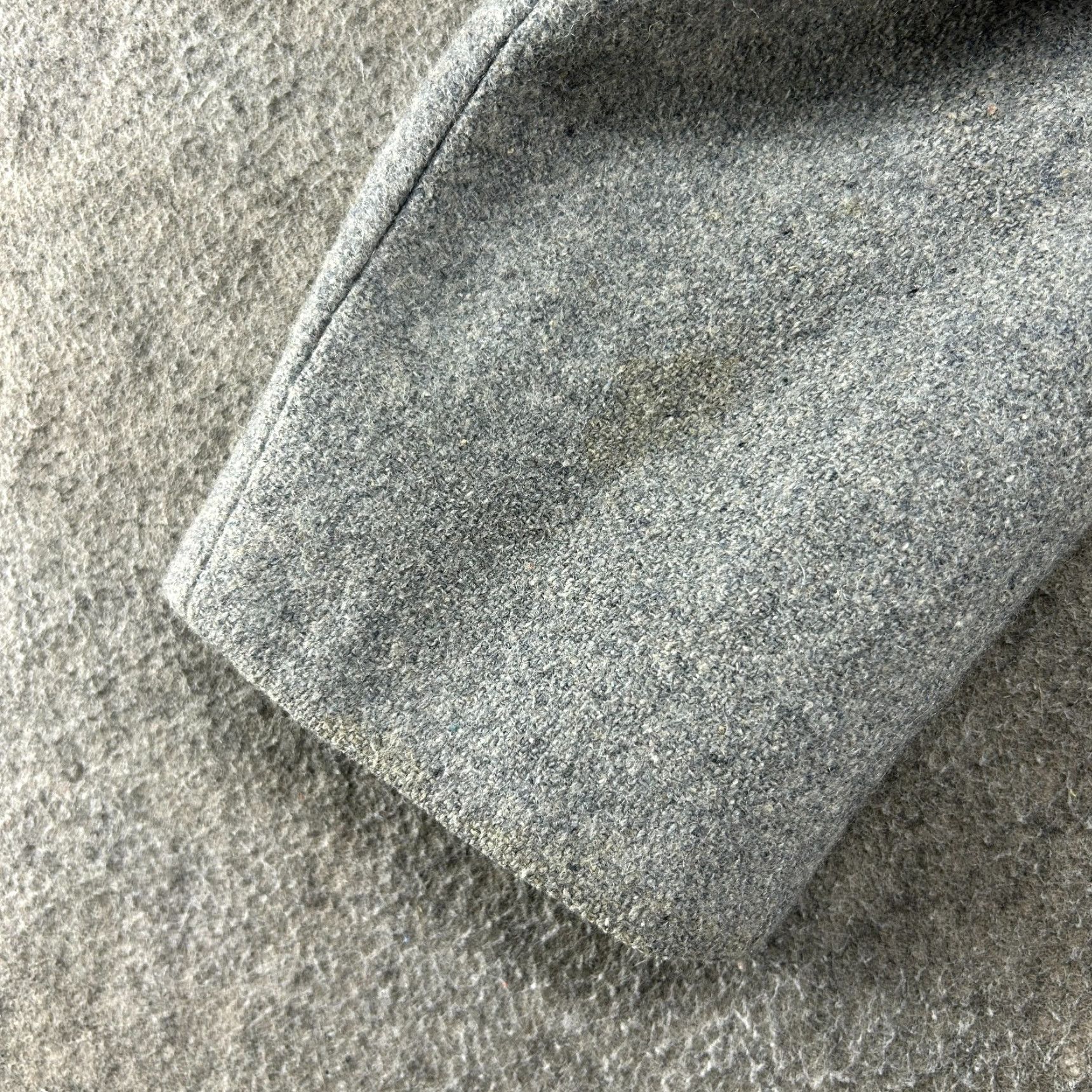 Vintage VINTAGE Casualcraft Coat Mens 42 Gray Overcoat Long Wool Trench Solid Tweed 90s Size US XS / EU 42 / 0 - 5 Thumbnail