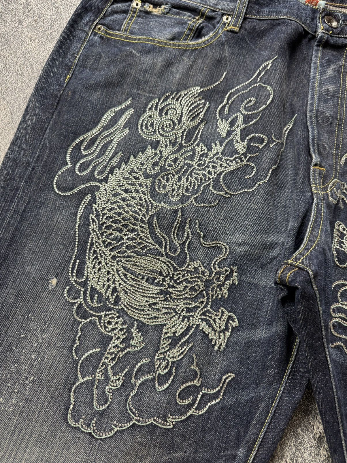 Ed Hardy Ed Hardy VNTG MultiLogo Rhistones Dragos Logo Jeans Pants Size US 42 / EU 58 - 14 Thumbnail