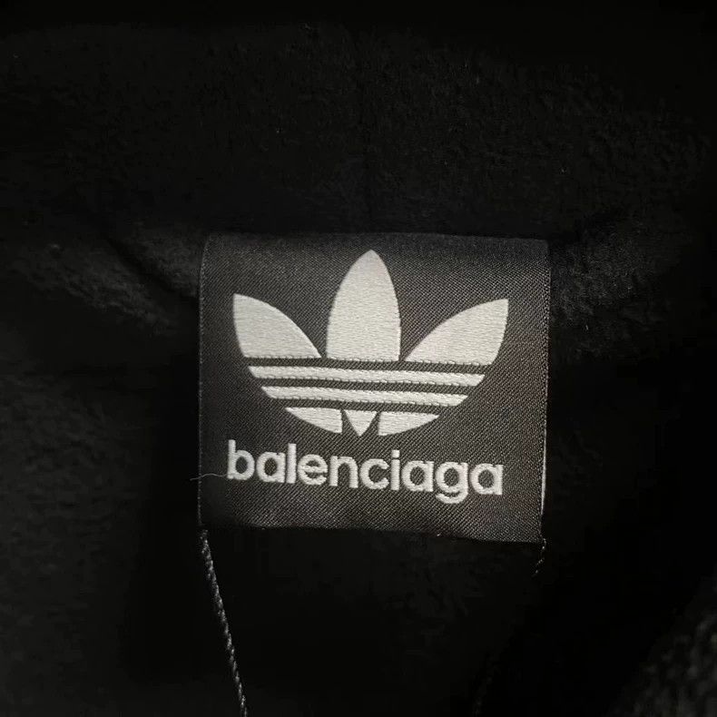 Balenciaga Balenciaga The latest black polar fleece embroidered logo Size US M / EU 48-50 / 2 - 3 Thumbnail