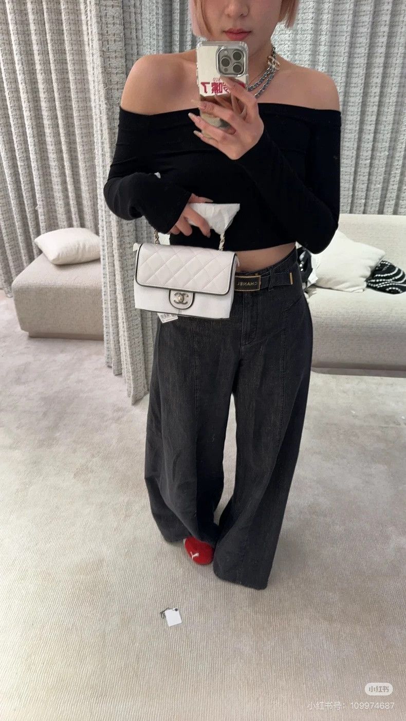 Chanel Chanel 23S show popular blue and gray shiny wide-leg jeans Size 24" / US 00 / IT 34 - 8 Thumbnail