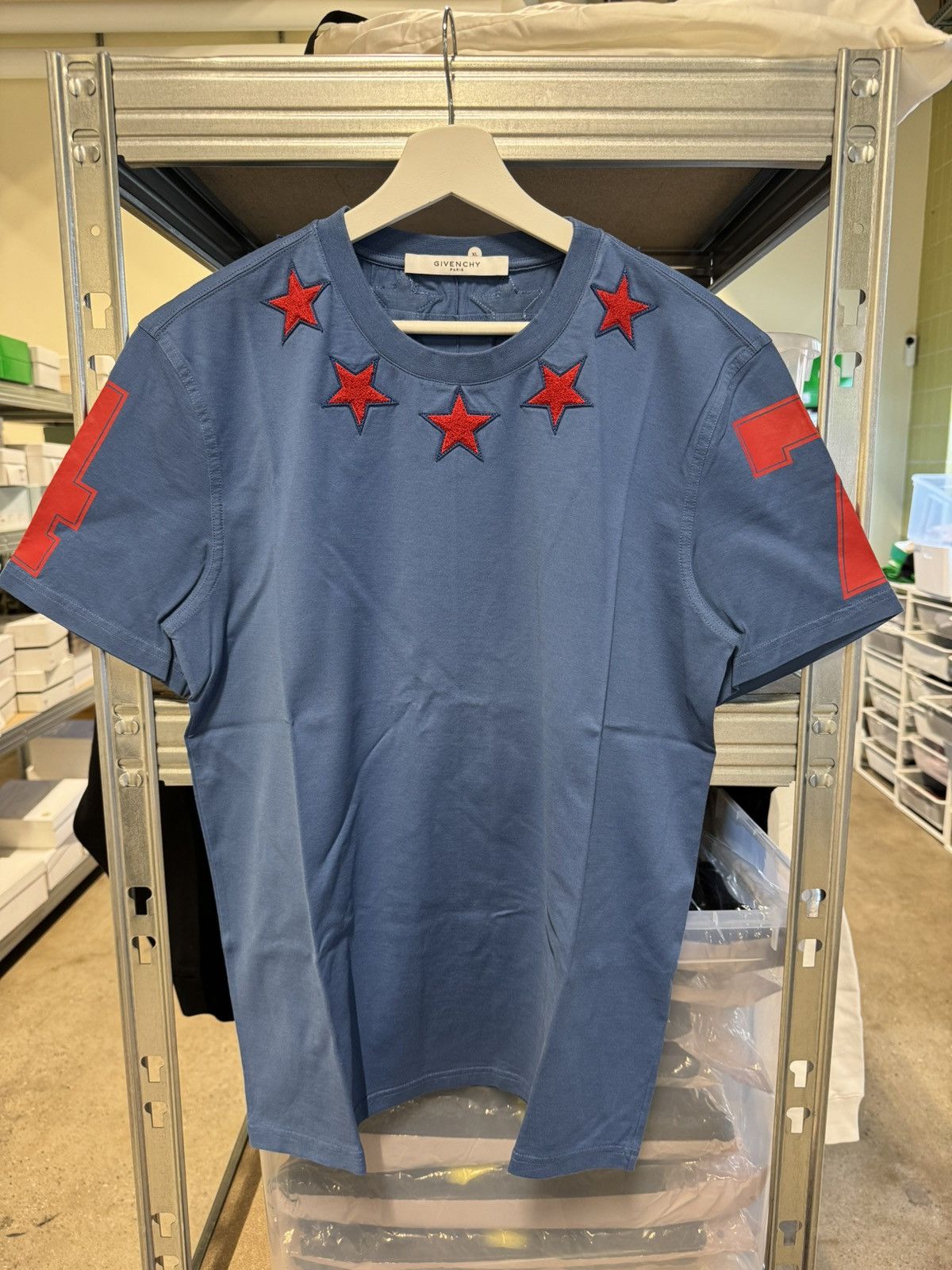 Givenchy Givenchy Star Embroidery T-Shirt NEW Rare Size US XL / EU 56 / 4 - 1 Thumbnail