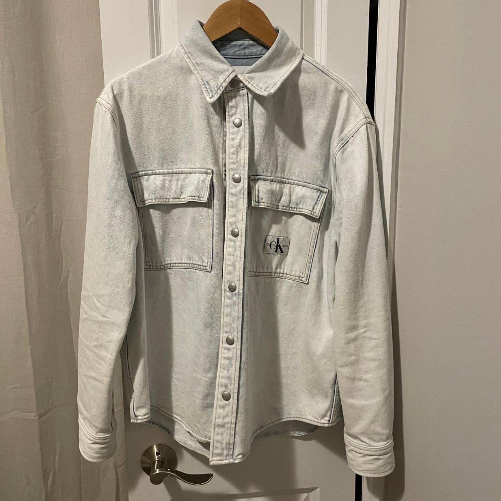 Calvin Klein Calvin klein bleached denim jacket Size US S / EU 44-46 / 1 - 2 Thumbnail