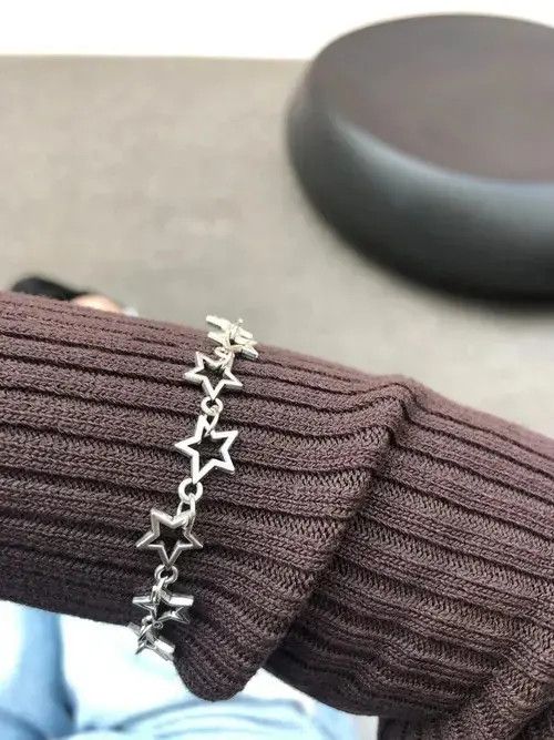 Other Silver Color Grunge Stars Link bracelet Size ONE SIZE - 4 Thumbnail