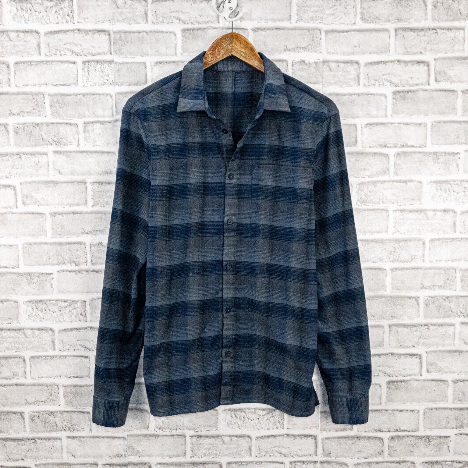 Lululemon Lululemon Mason's Peak Flannel Shirt in Shade Plaid Size US M / EU 48-50 / 2 - 1 Thumbnail